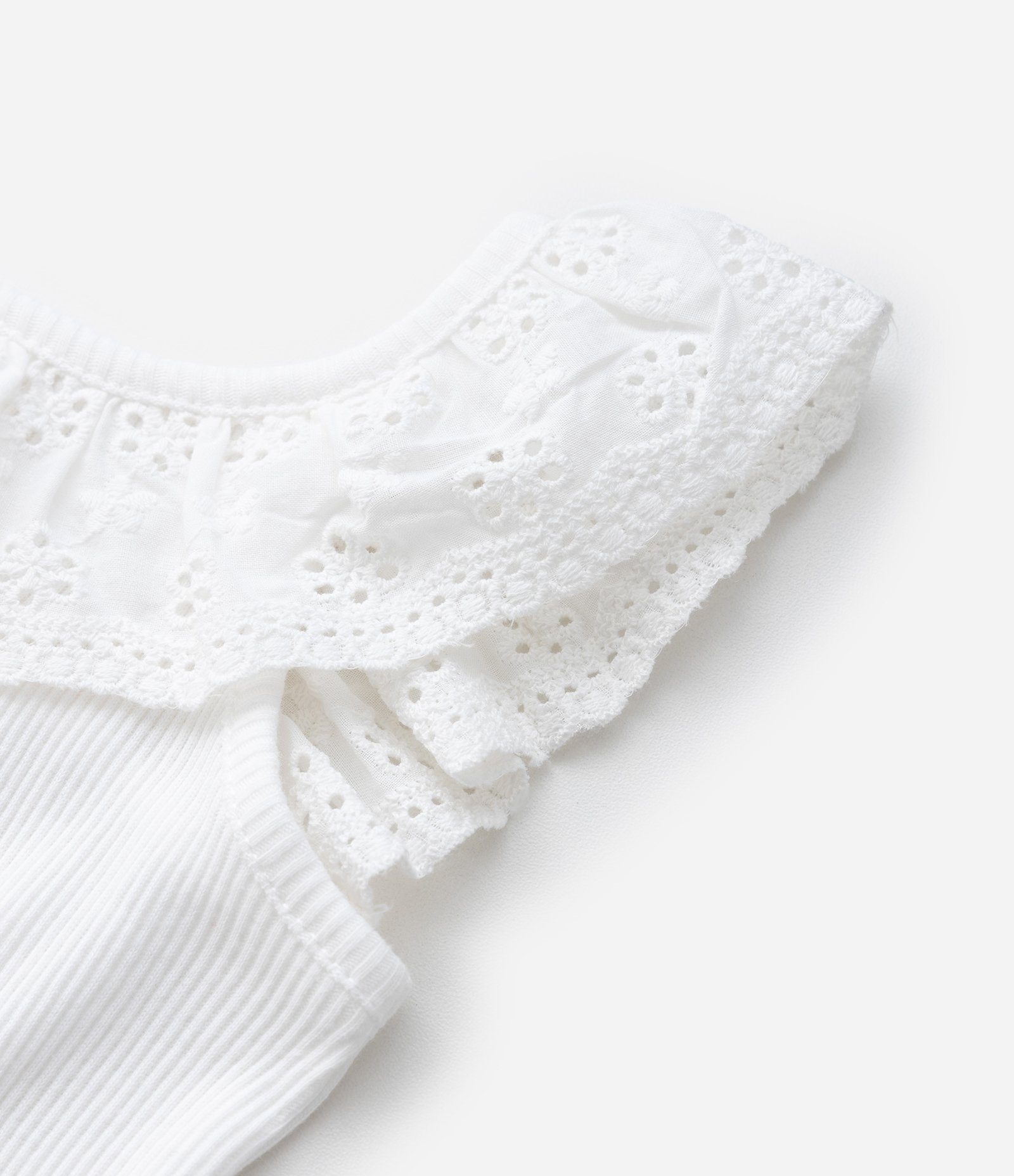 Regata Infantil em Ribana com Babado na Gola - Tam 3 a 18 meses Branco 5