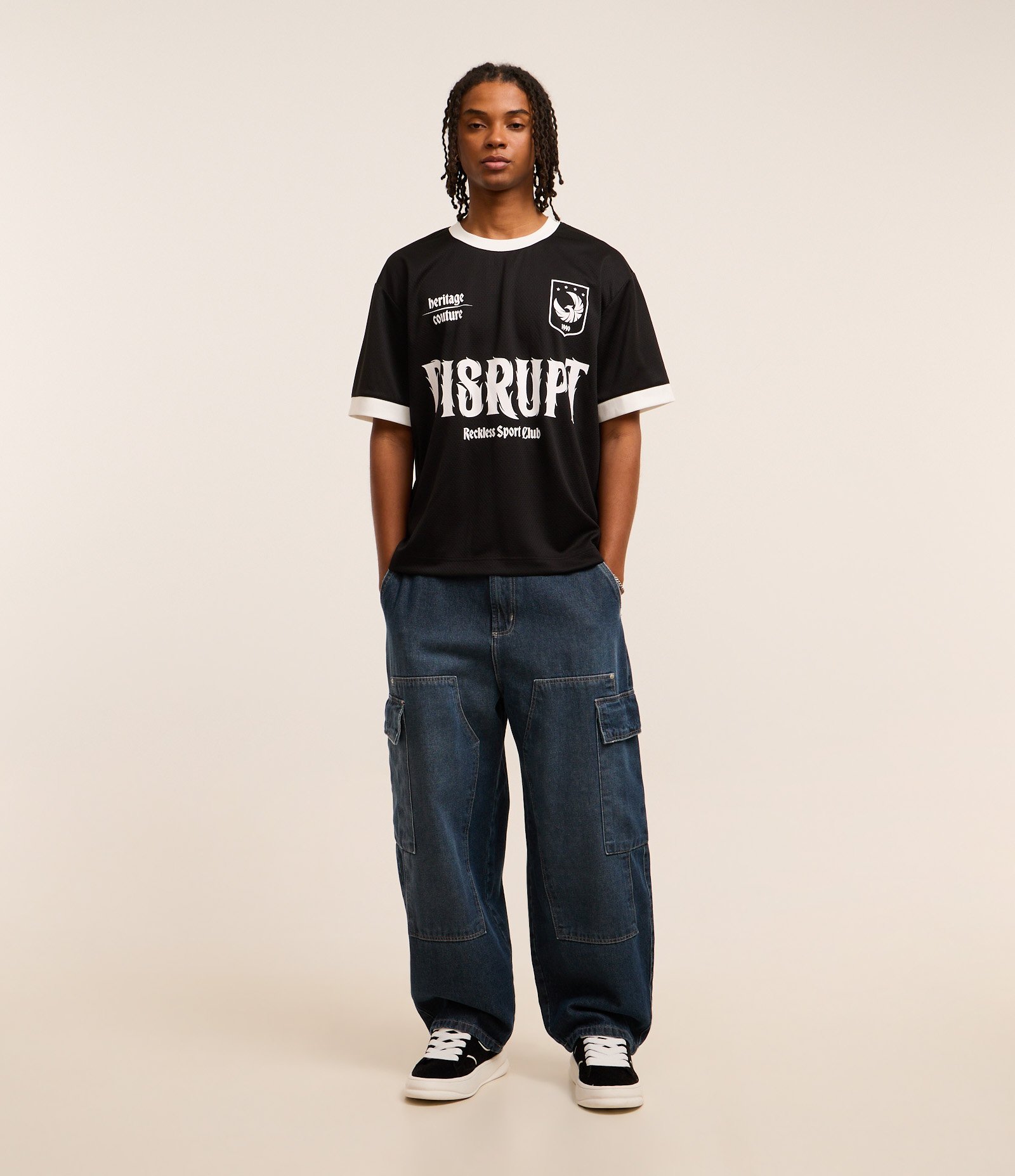 Camiseta Boxy Esportiva com Estampa Lettering Preto 2