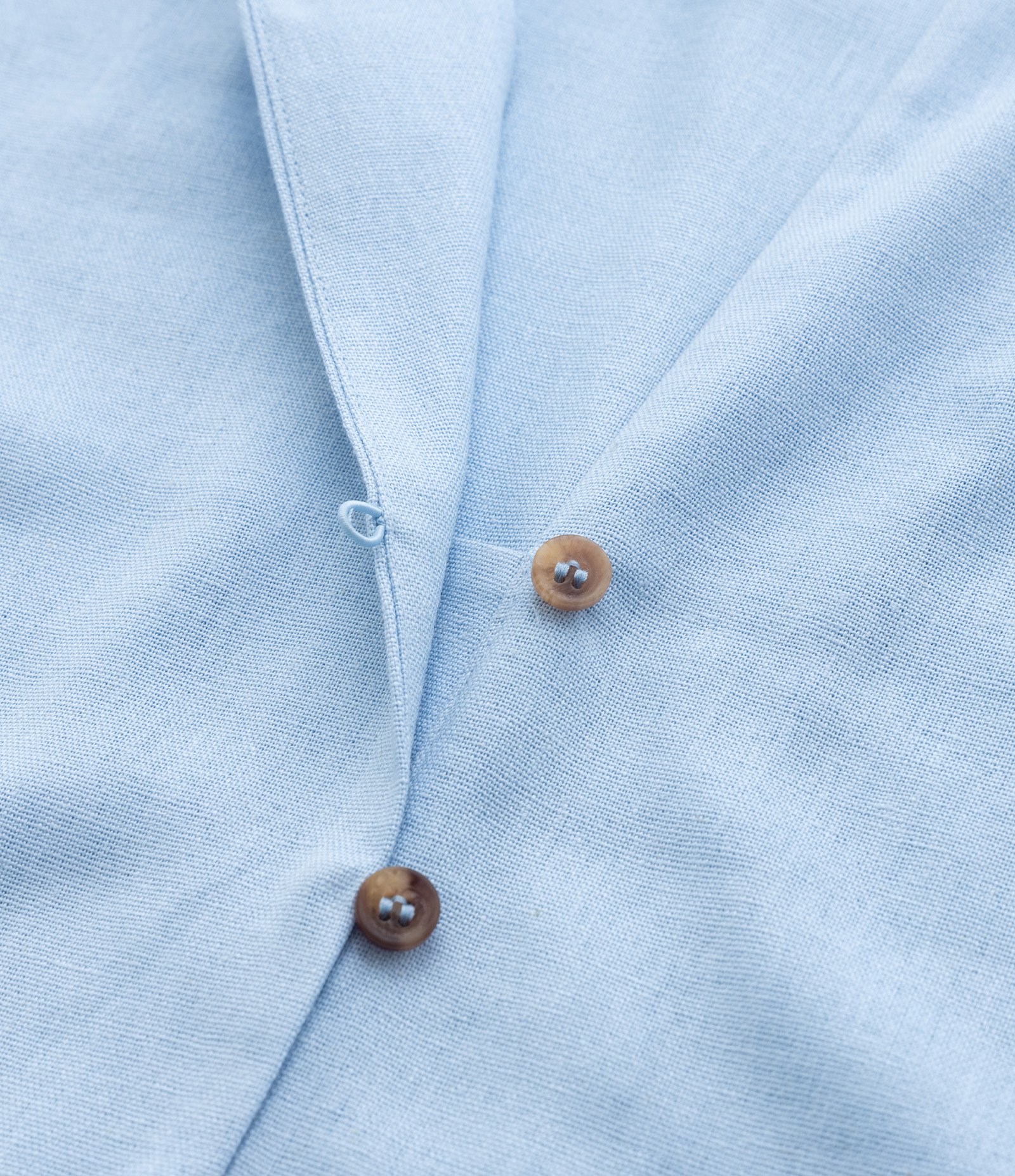 Camisa com Linho com Gola Padre Curve & Plus Size Azul 7