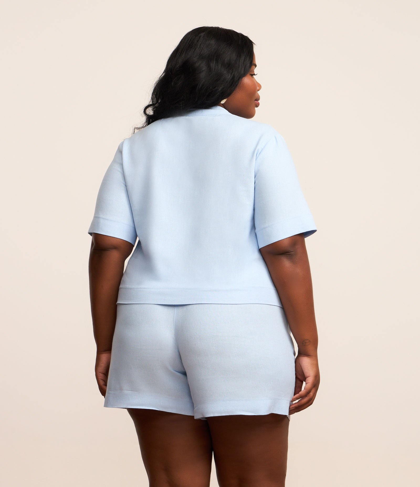 Camisa com Linho com Gola Padre Curve & Plus Size Azul 3