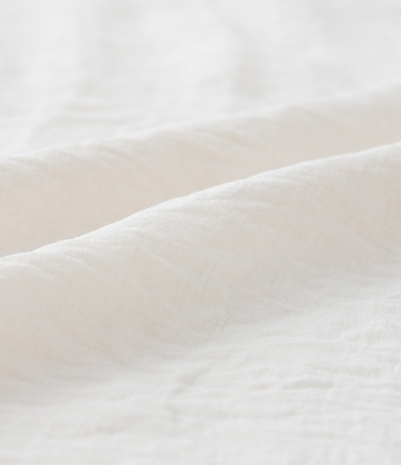 Camisa em Crepe com Lacinho Contrastante Curve & Plus Size Off White 7