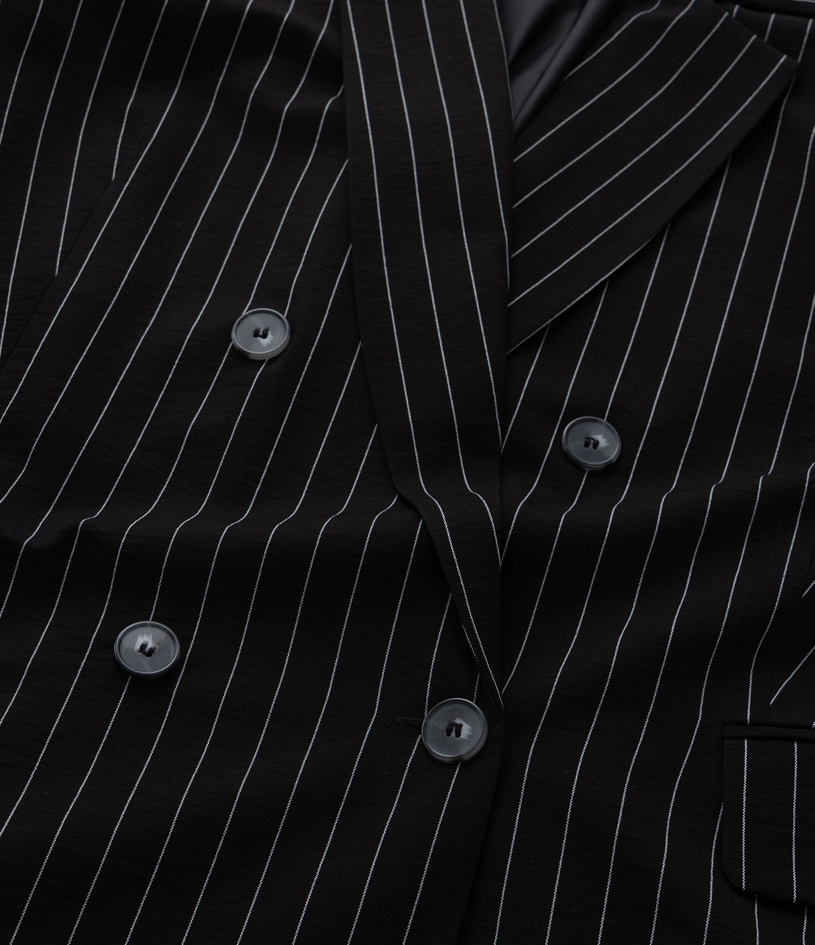 Blazer Alfaiataria com Risca de Giz Curve & Plus Size Preto 7