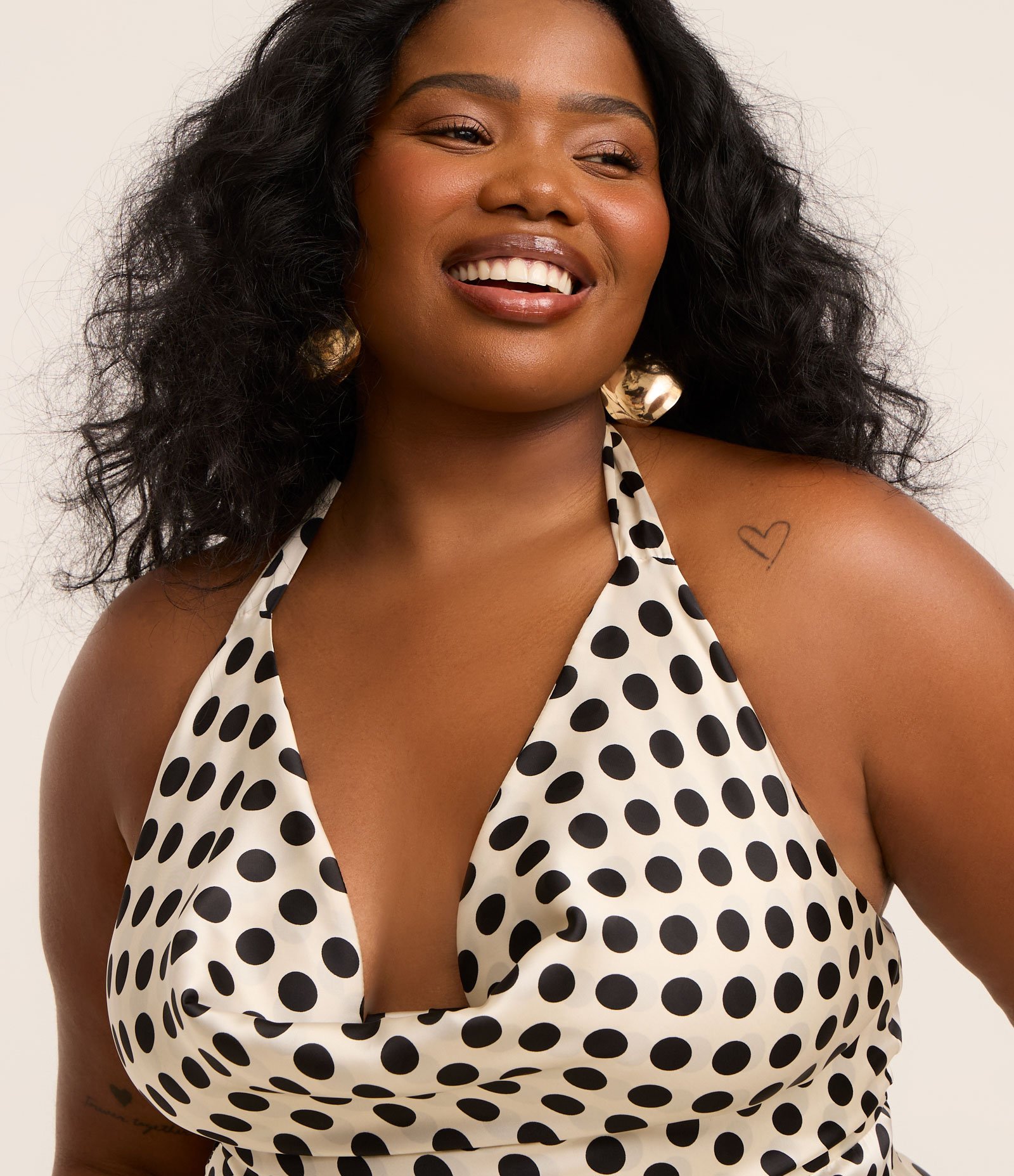 Vestido Longo Poá Coleção Rita Carreira Curve & Plus Size Branco/Preto 6