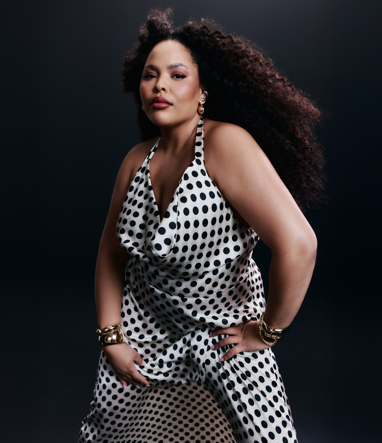 Vestido Longo Poá Coleção Rita Carreira Curve & Plus Size Branco/Preto 2