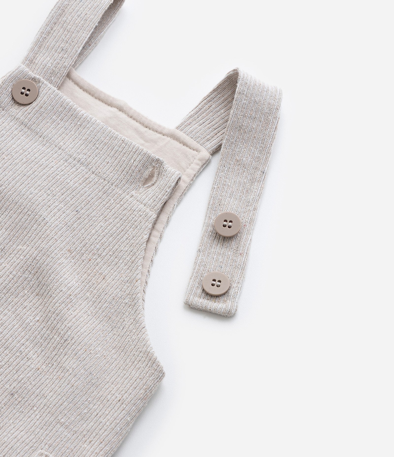 Jardineira Infantil Canelada com Bolsinhos - Tam 0 a 18 meses Bege 5