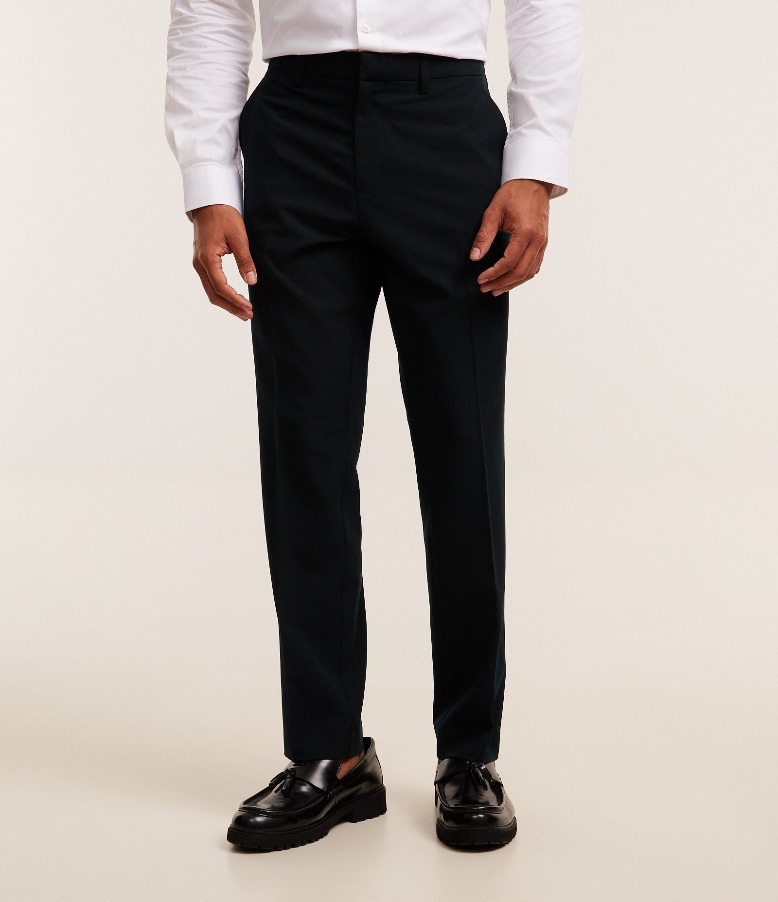 Calça de Alfaiataria com Elastano Preto 2