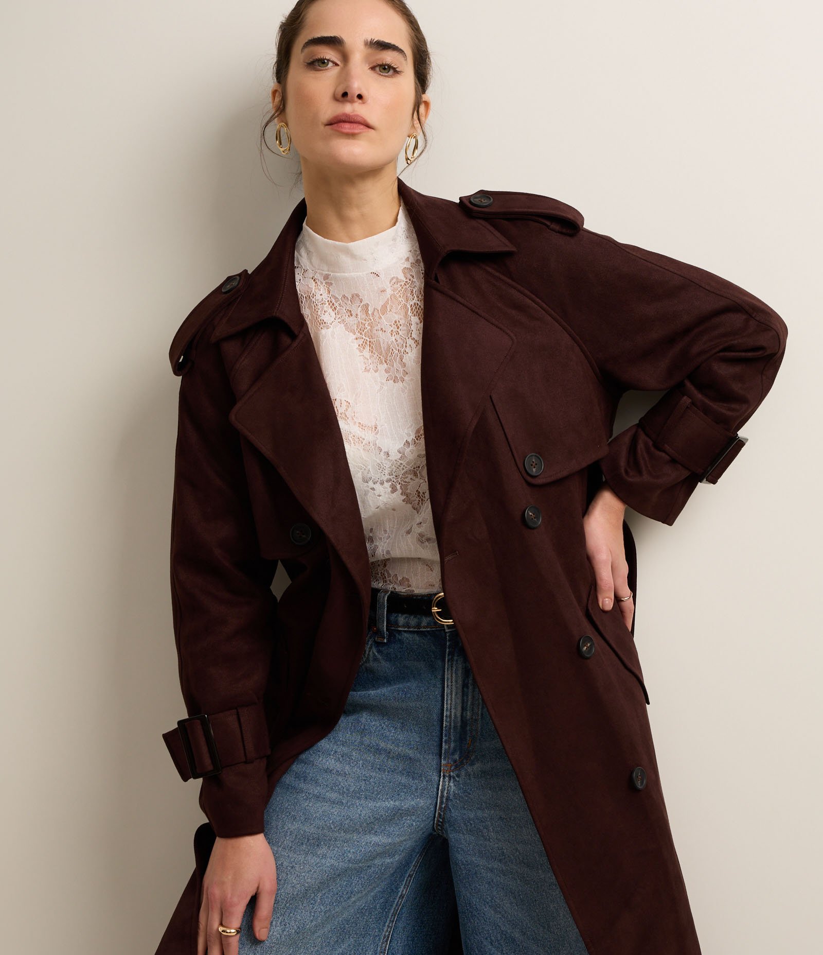 Trench Coat com Cinto Afivelado e Fivela no Punho Marrom 2