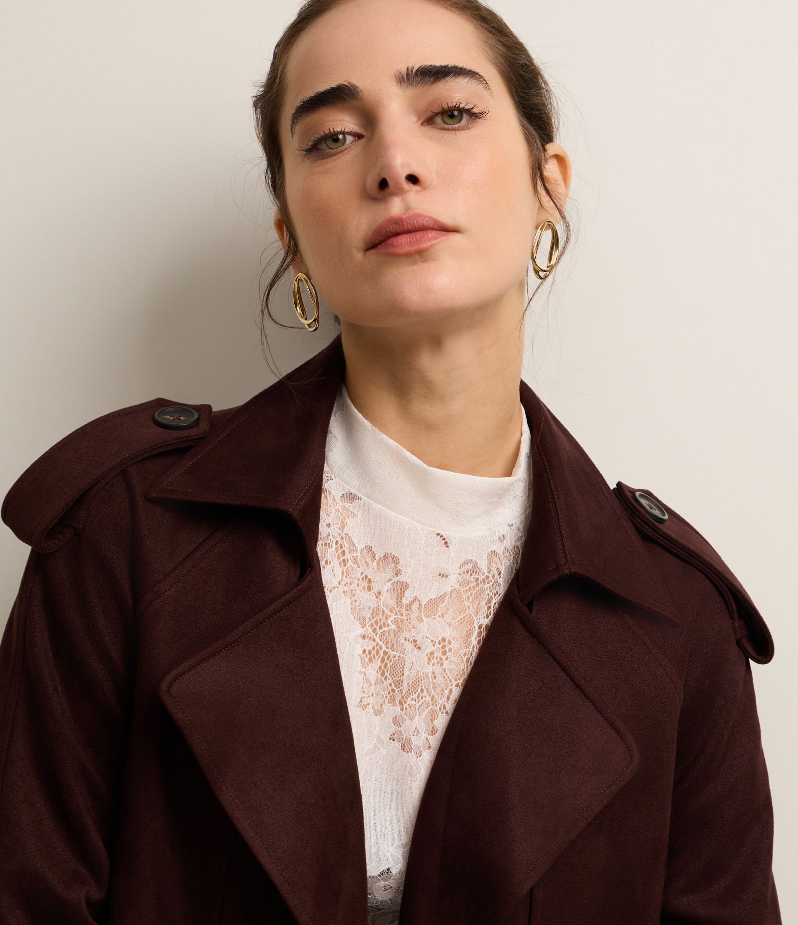 Trench Coat com Cinto Afivelado e Fivela no Punho Marrom 5