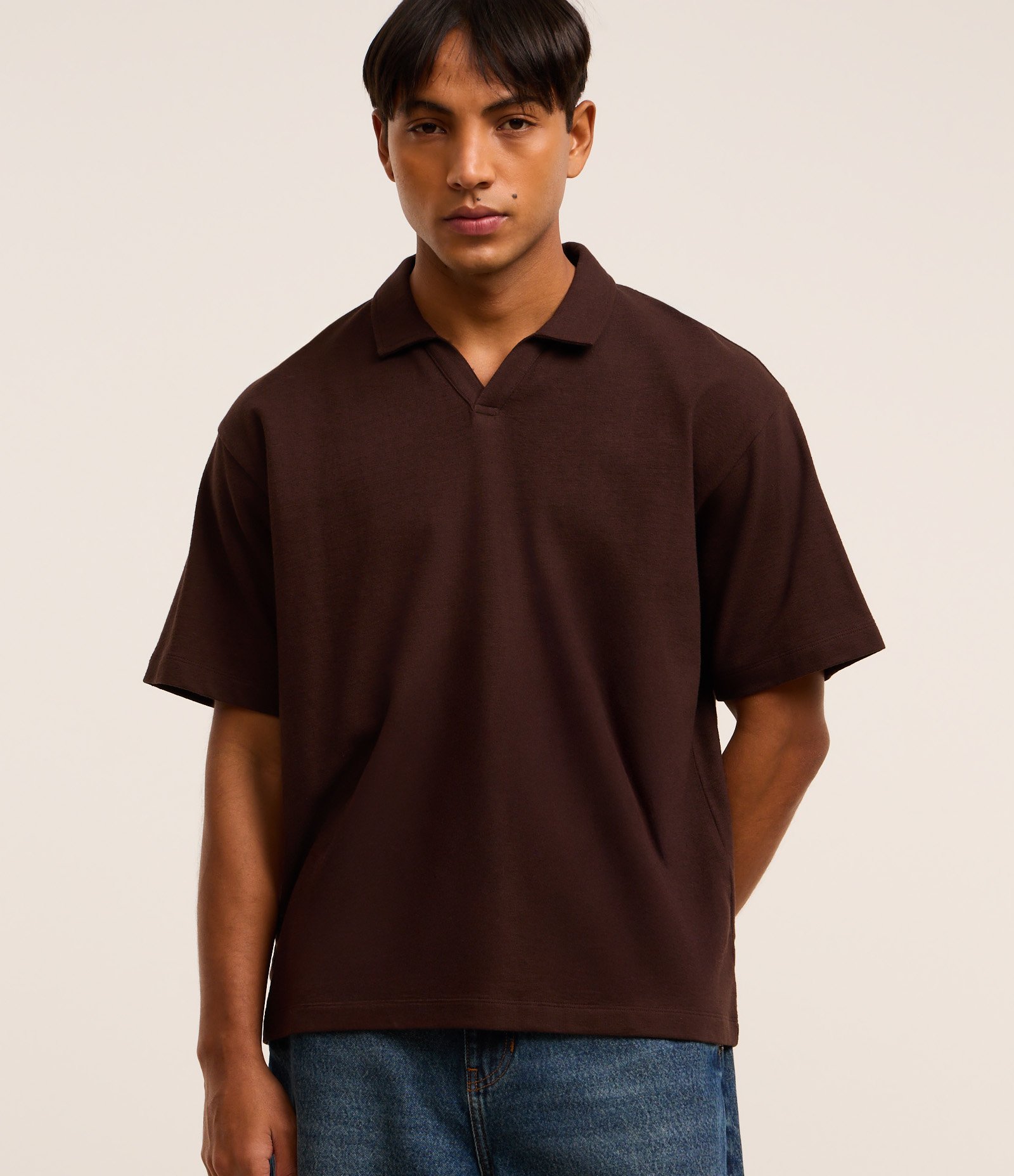 Camiseta Polo Boxy em Algodão com Textura Marrom 1