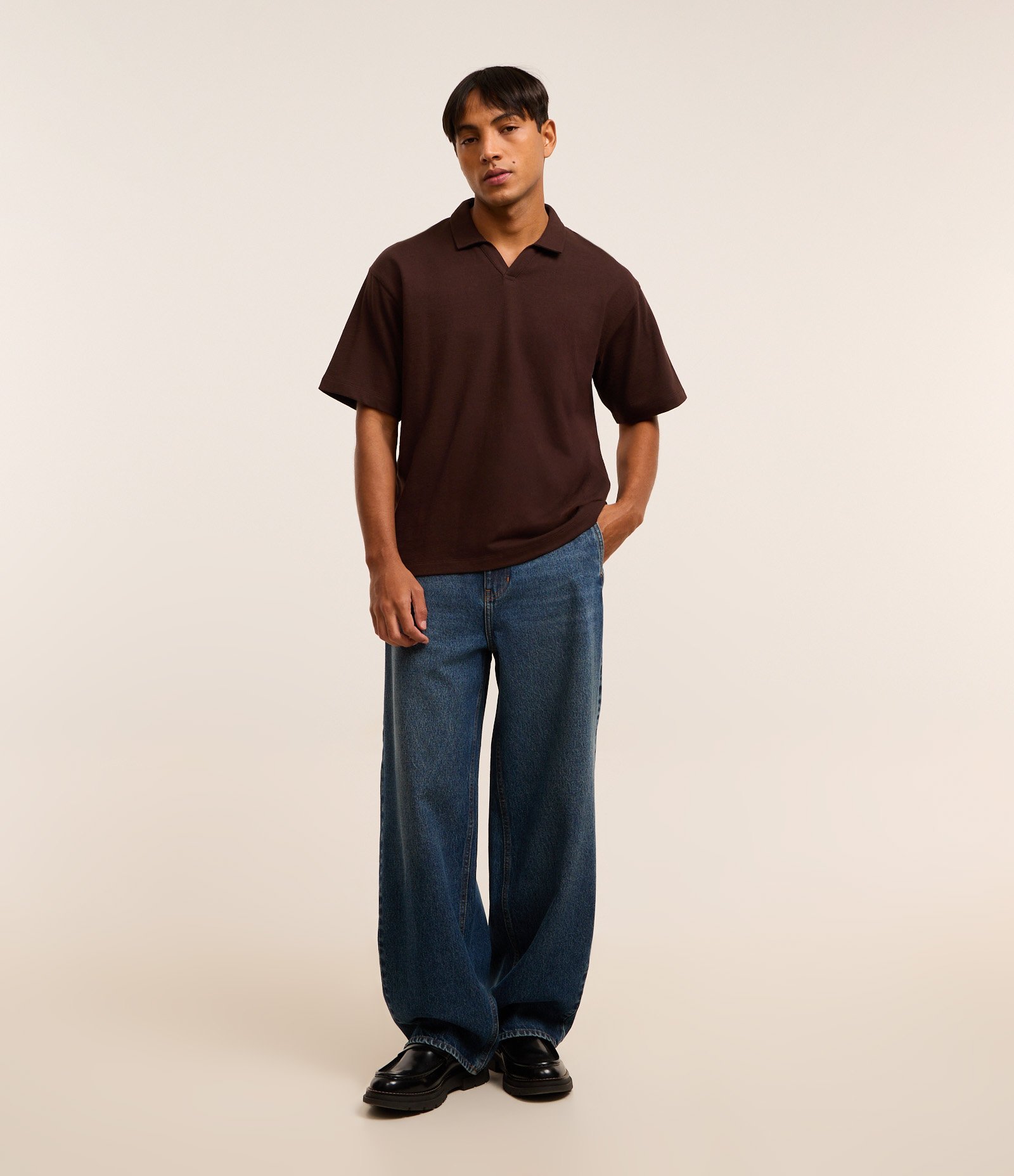 Camiseta Polo Boxy em Algodão com Textura Marrom 2