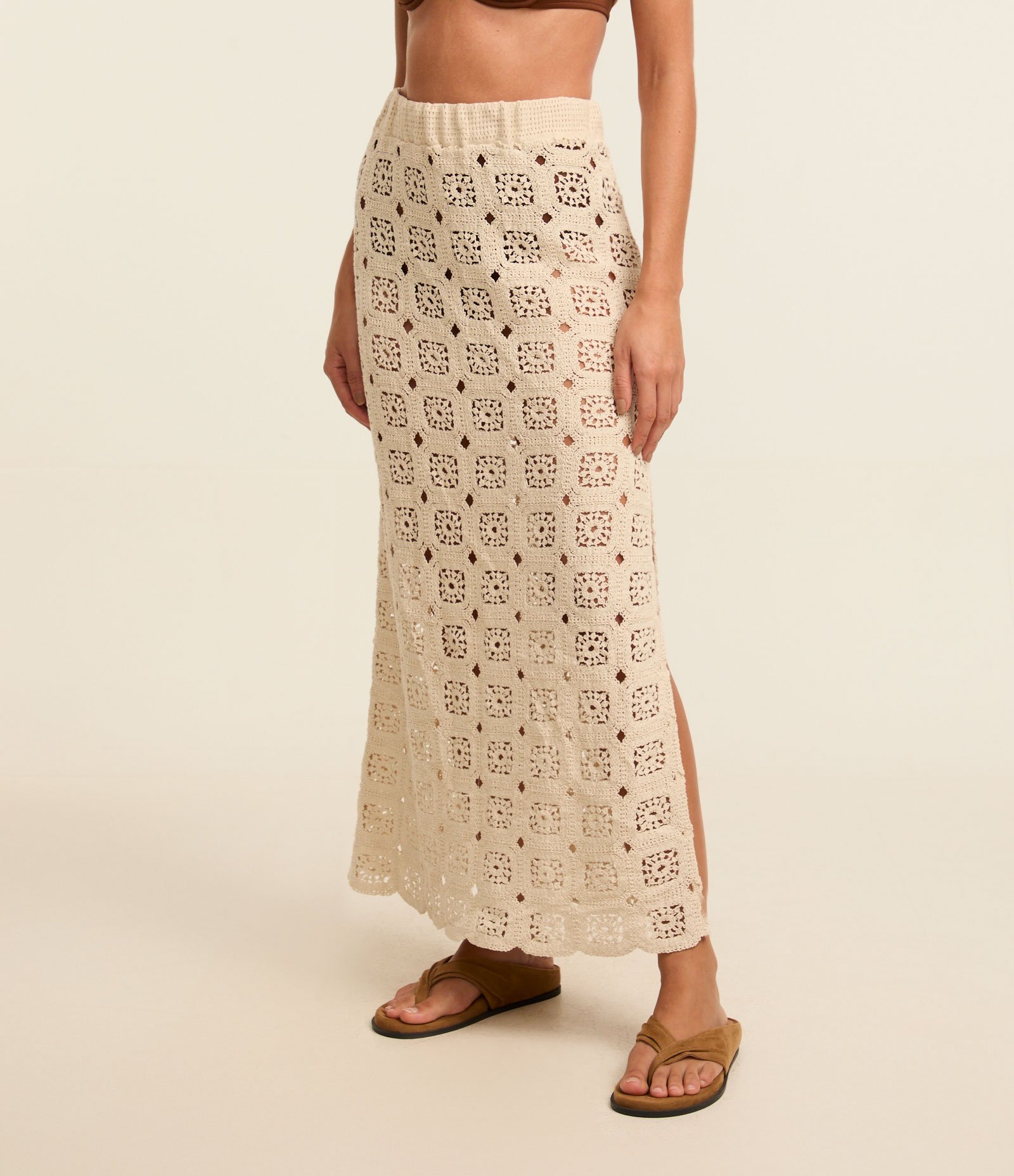 Saía de Praia Saia em Renda de Algodão Bege 2