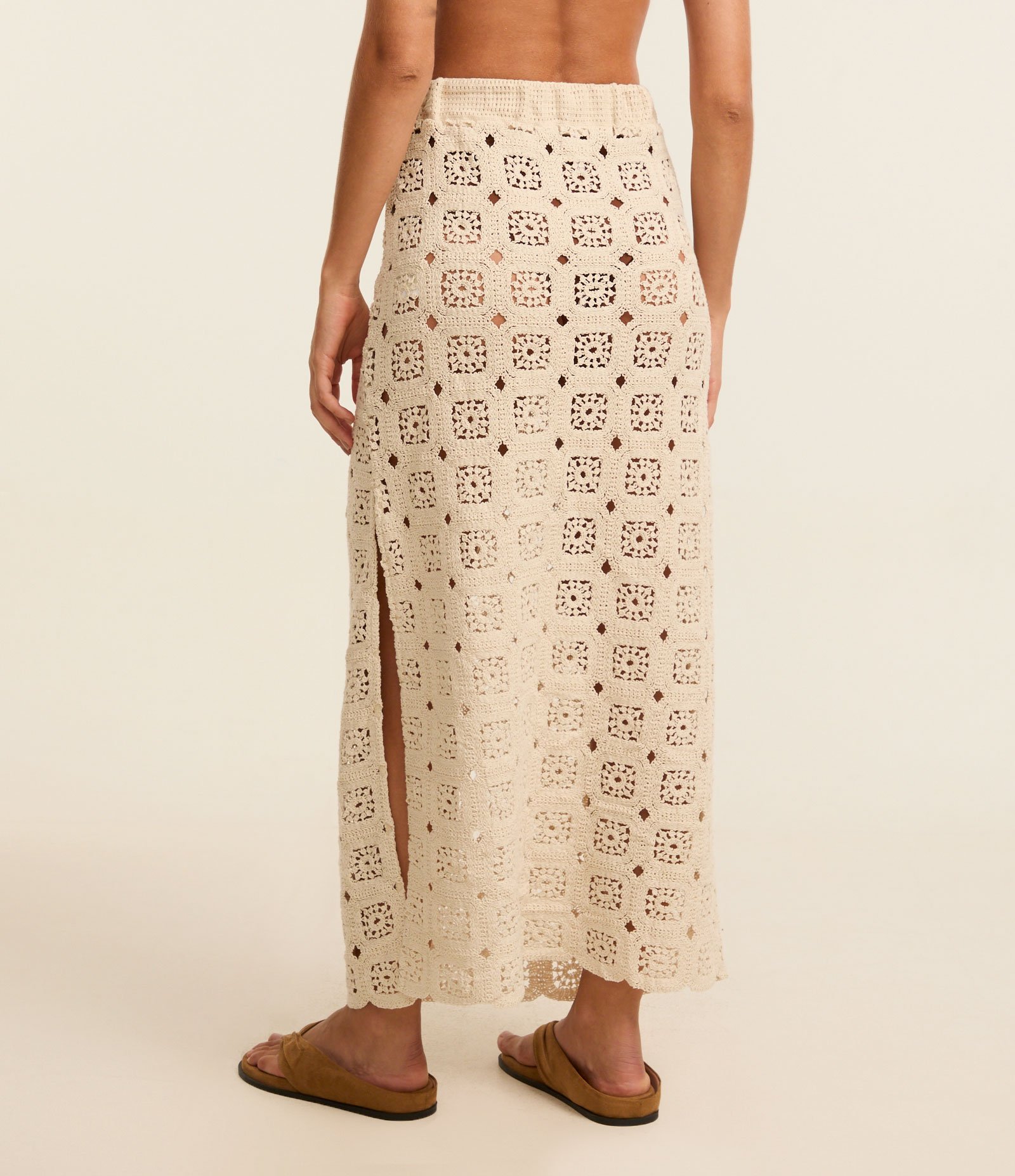 Saía de Praia Saia em Renda de Algodão Bege 3