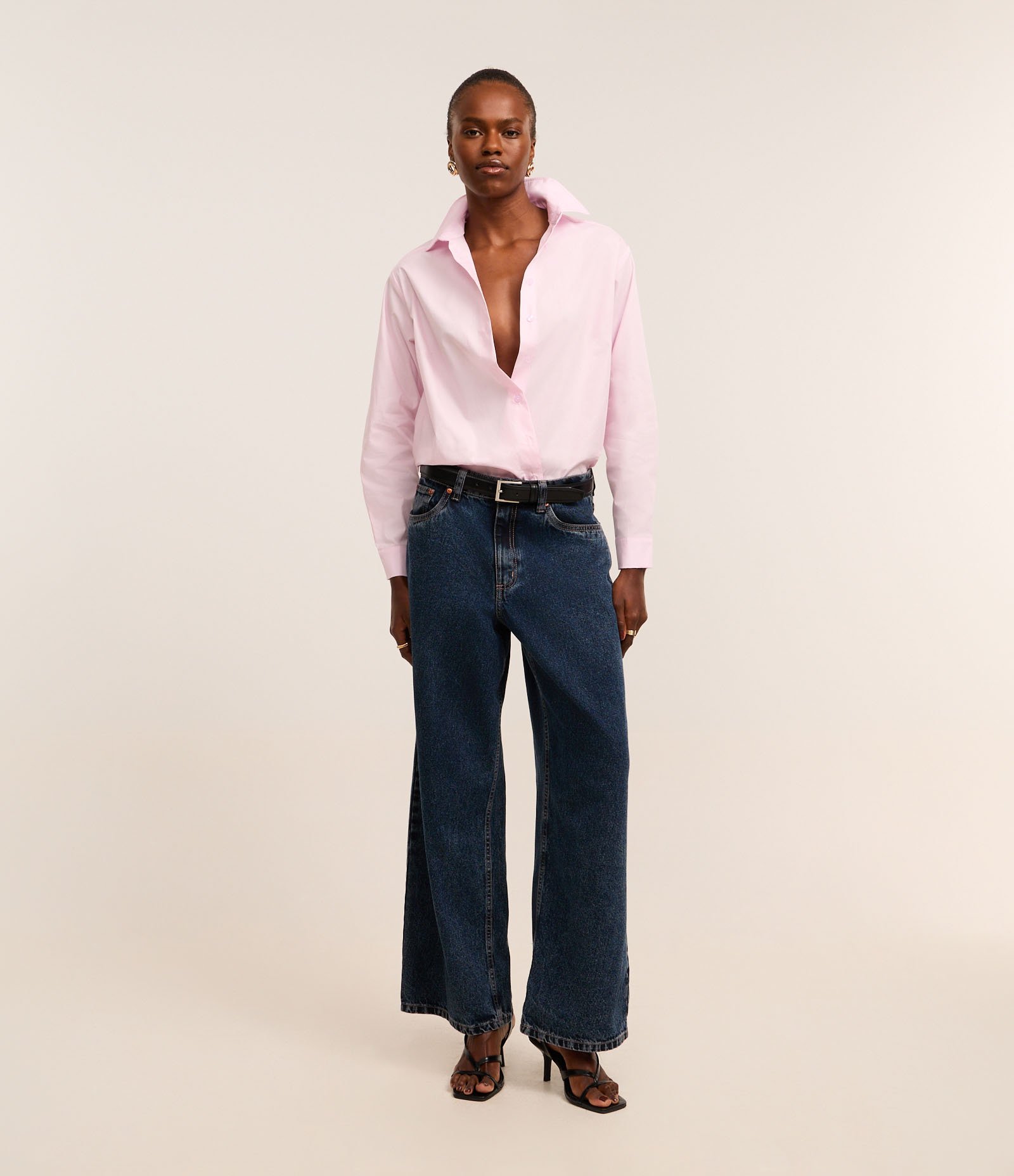 Camisa em Tricoline com Abotoamento Frontal Rosa 2