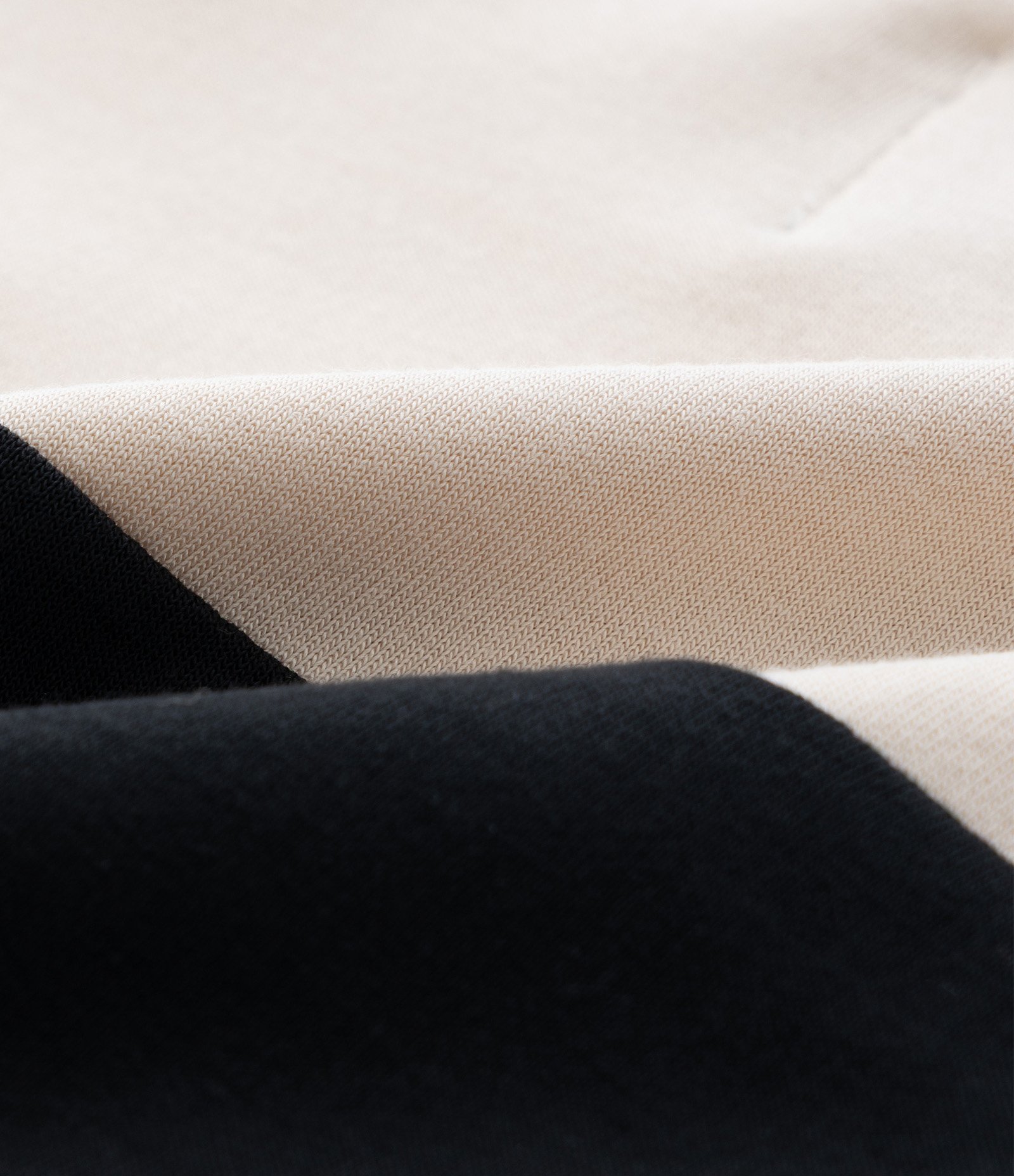 Casaco Infantil com Estampa Relevo de Mostrinho - Tam 1 a 6 Anos Preto/Bege 4