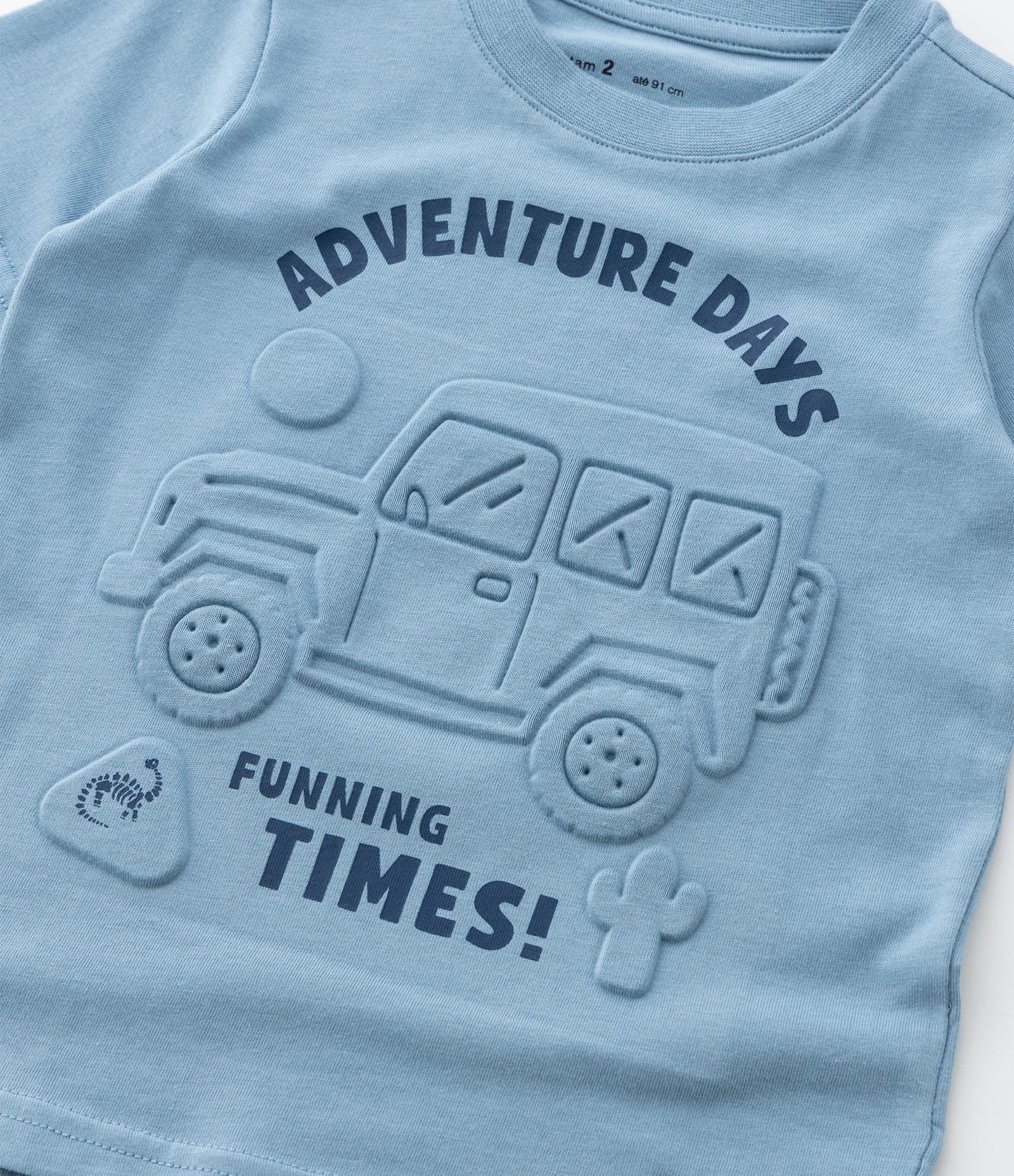 Camiseta Infantil com Estampa em Relevo de Carro - Tam 1 a 6 Anos Azul 6