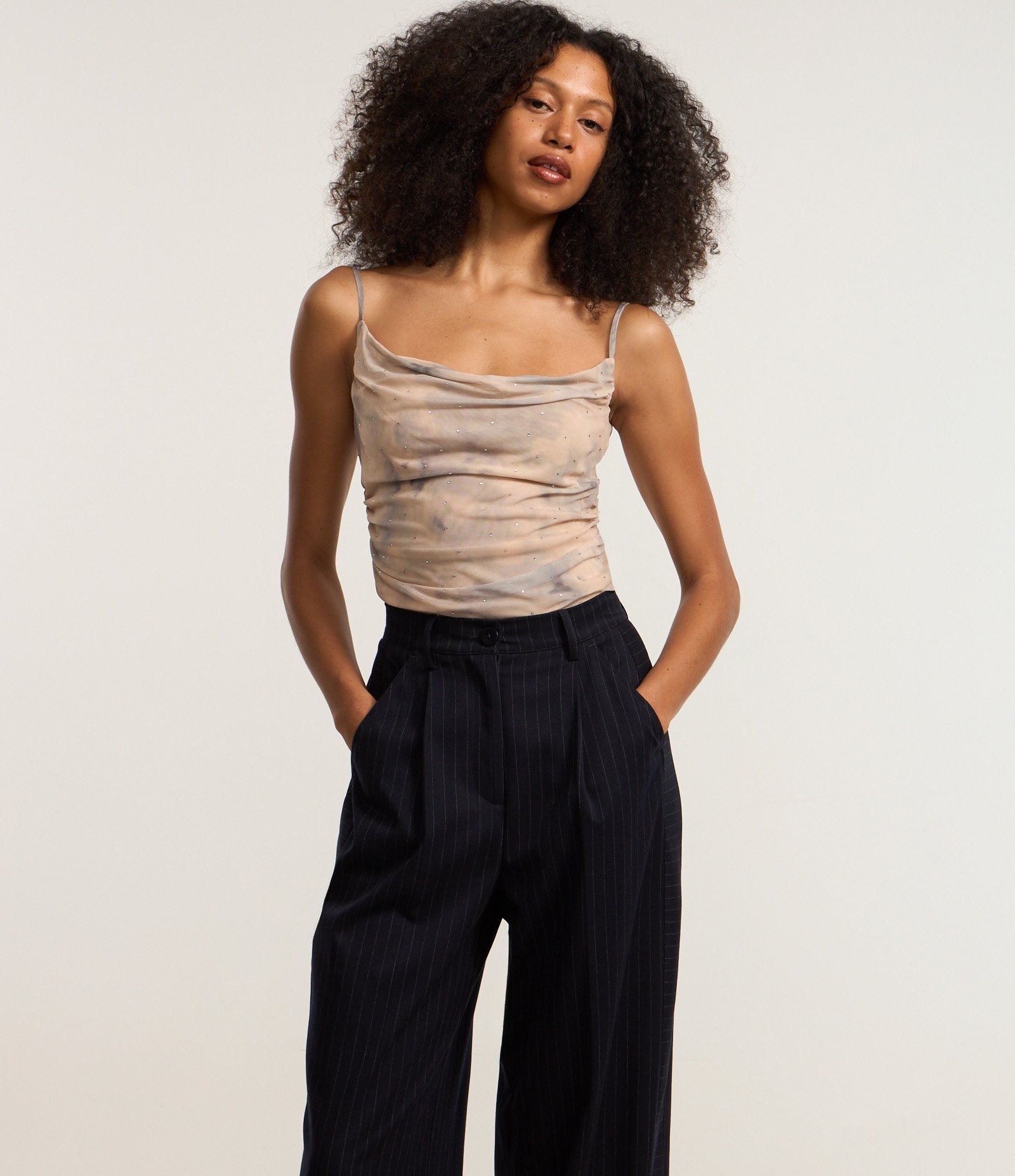 Calça Pantalona em Alfaiataria com Listras Azul Marinho 2