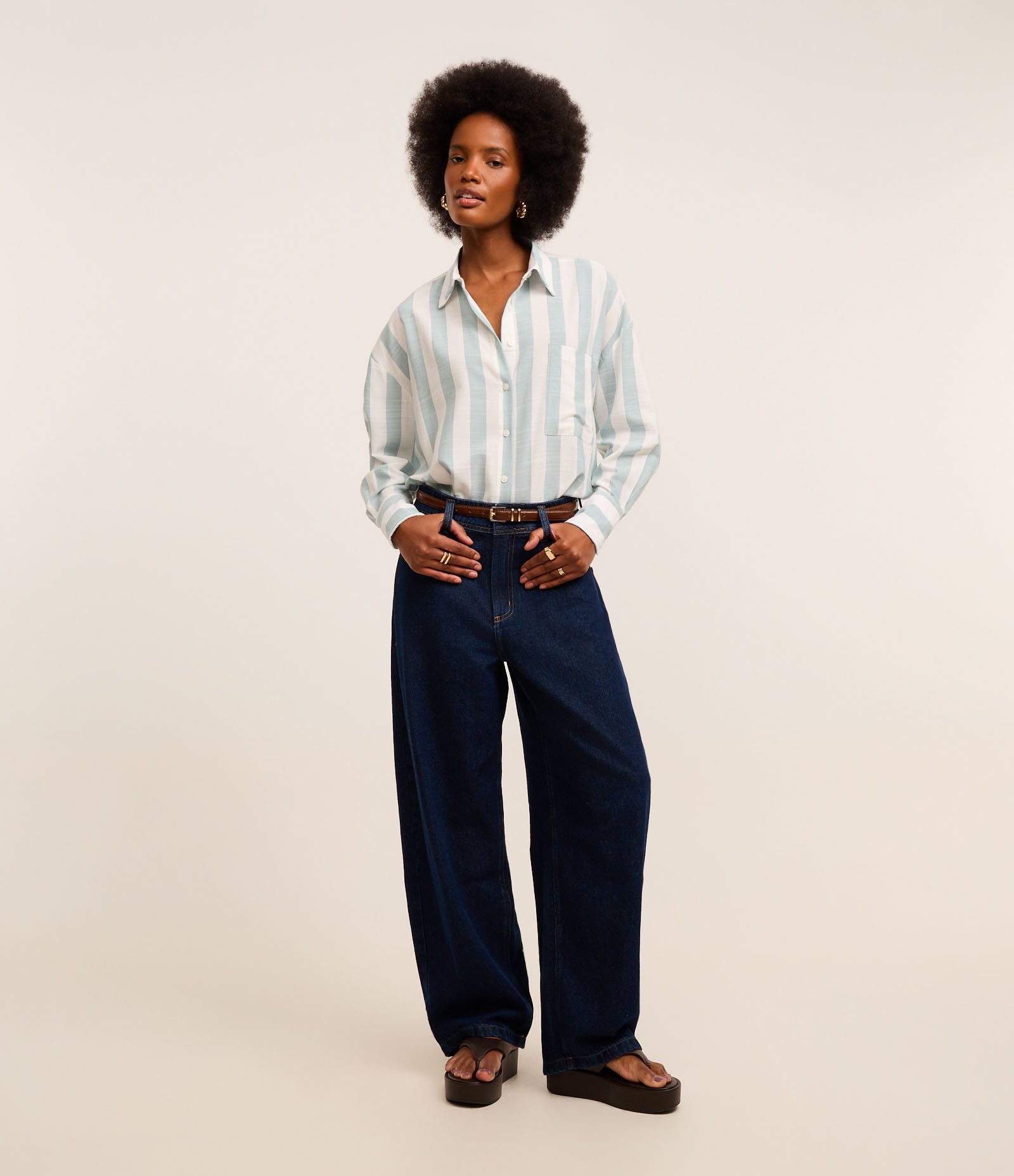 Camisa Oversized em Tricoline com Listras Largas Verde/Branco 2