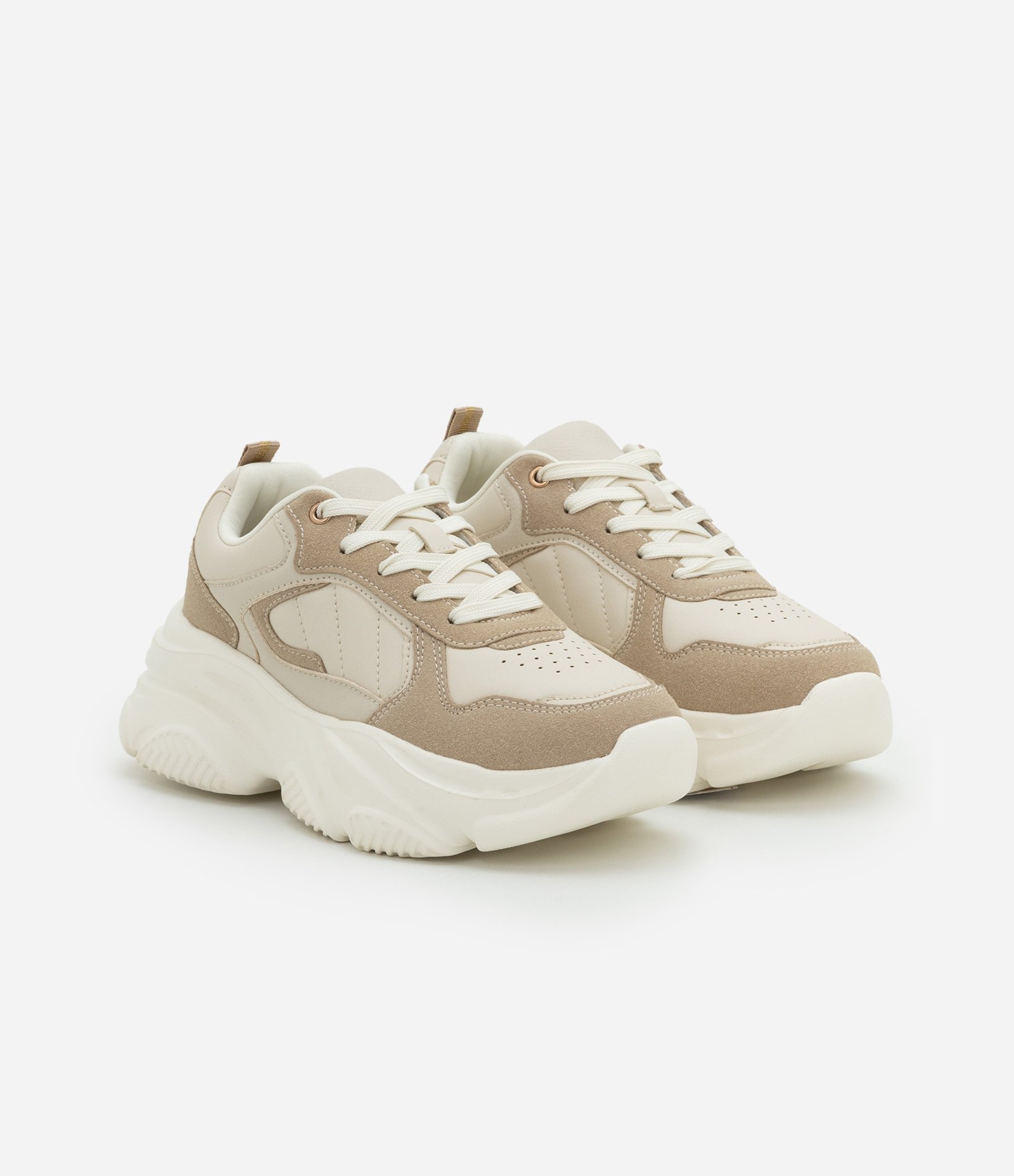 Tênis Jogging com Recortes Contrastantes Off White 3