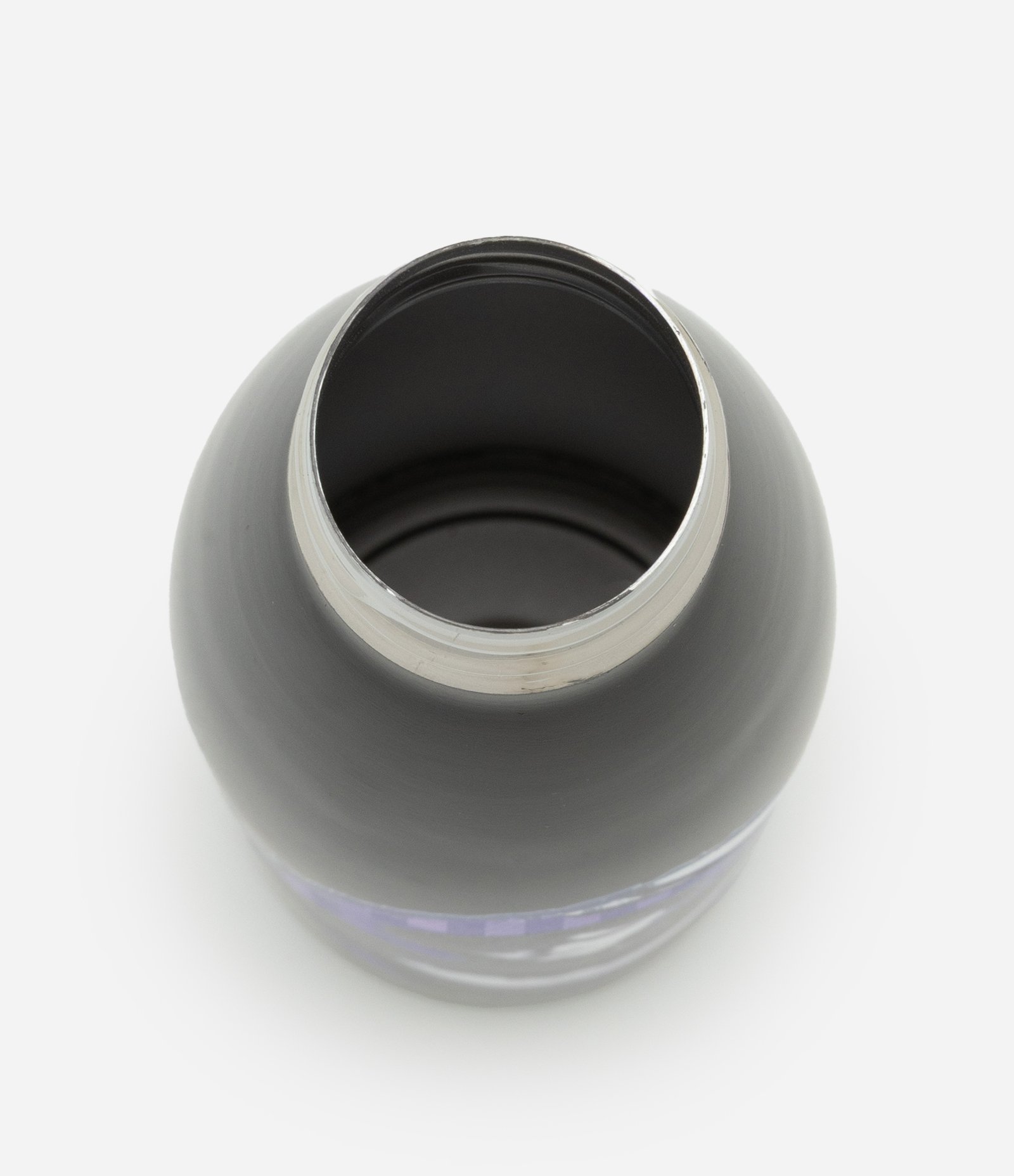 Garrafa de Metal com Estampa Wandinha 750ml Preto 3