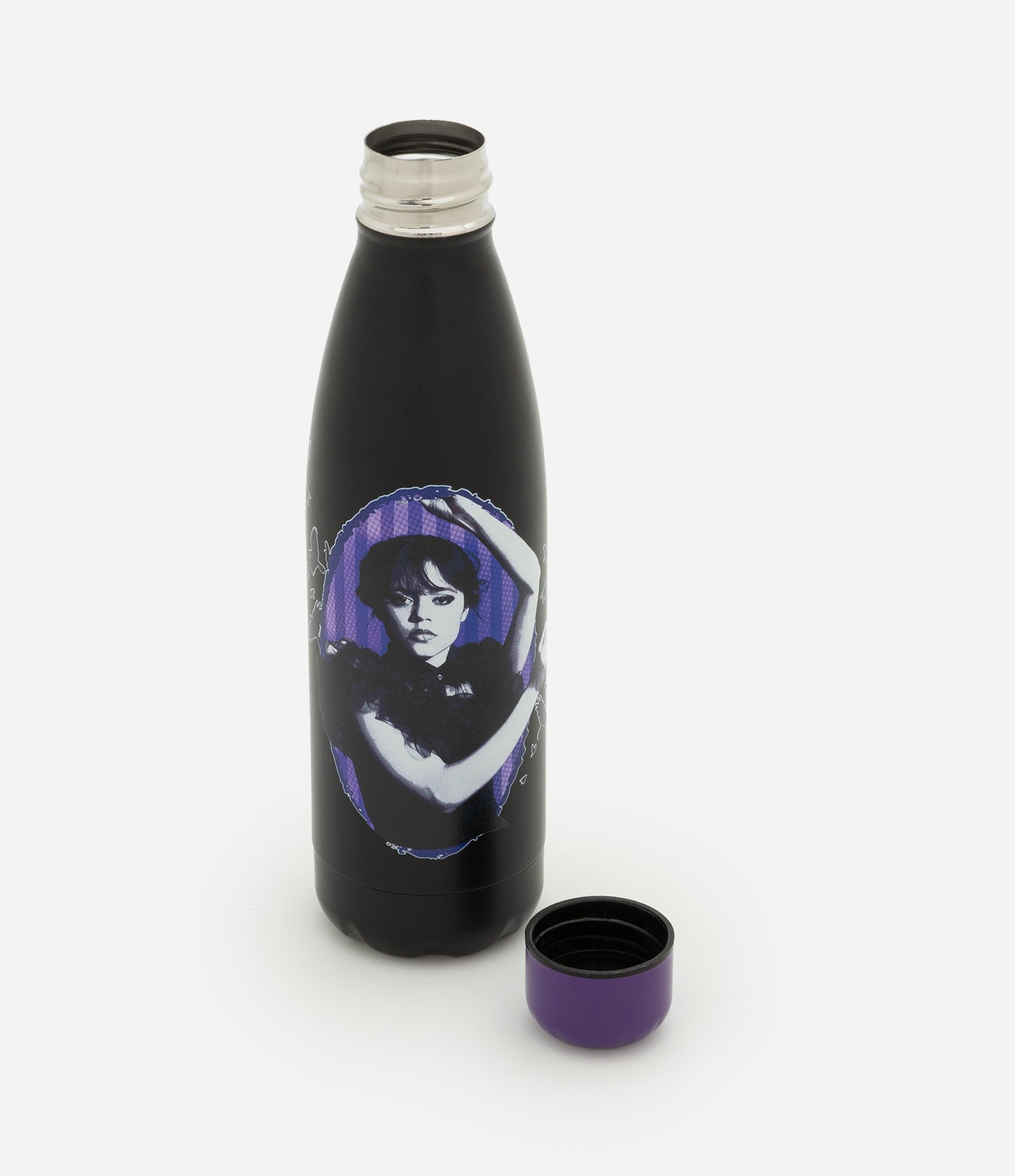 Garrafa de Metal com Estampa Wandinha 750ml Preto 4