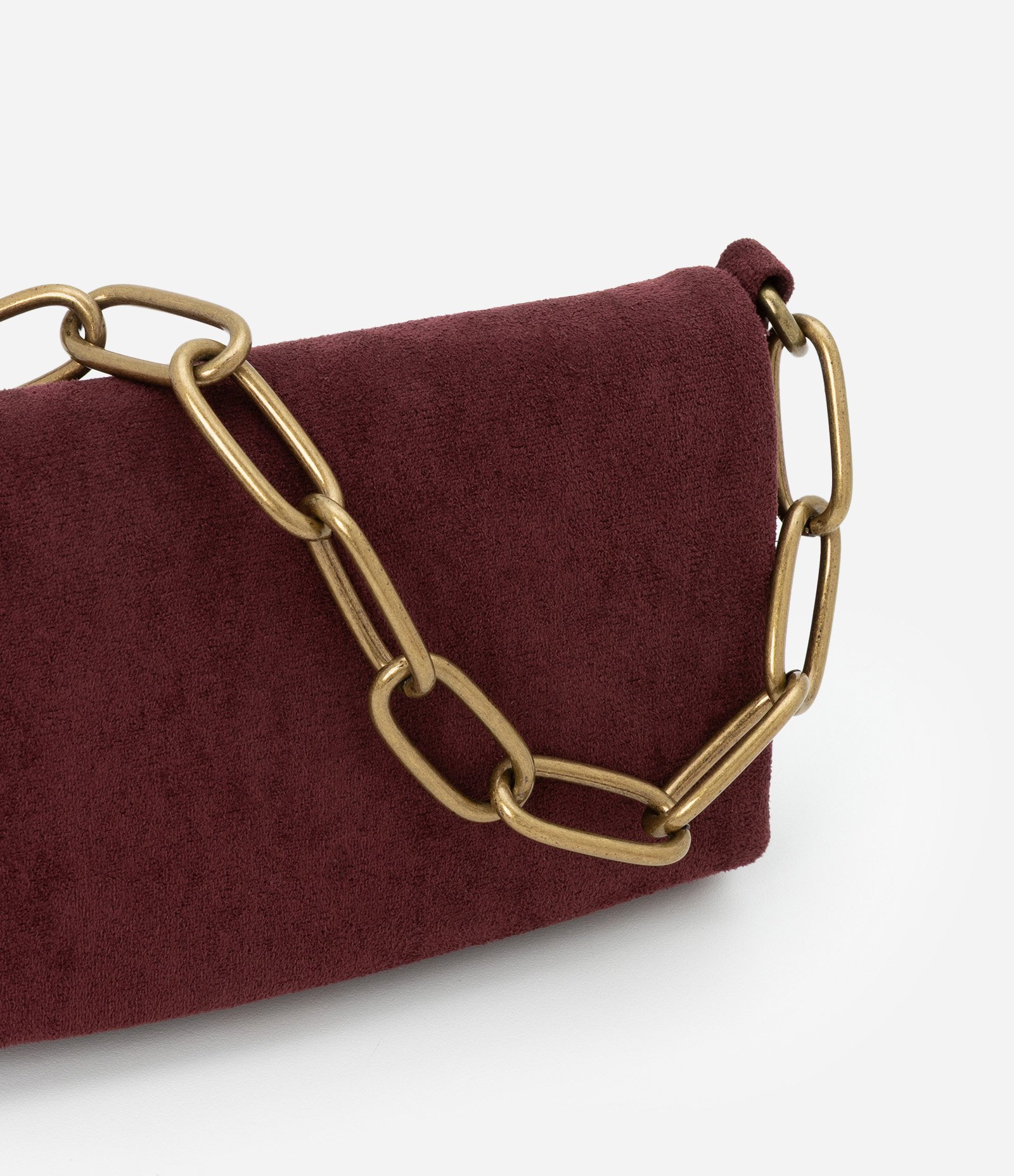 Bolsa Transversal Pequena com Tampa e Alça Média de Corrente Vinho 5