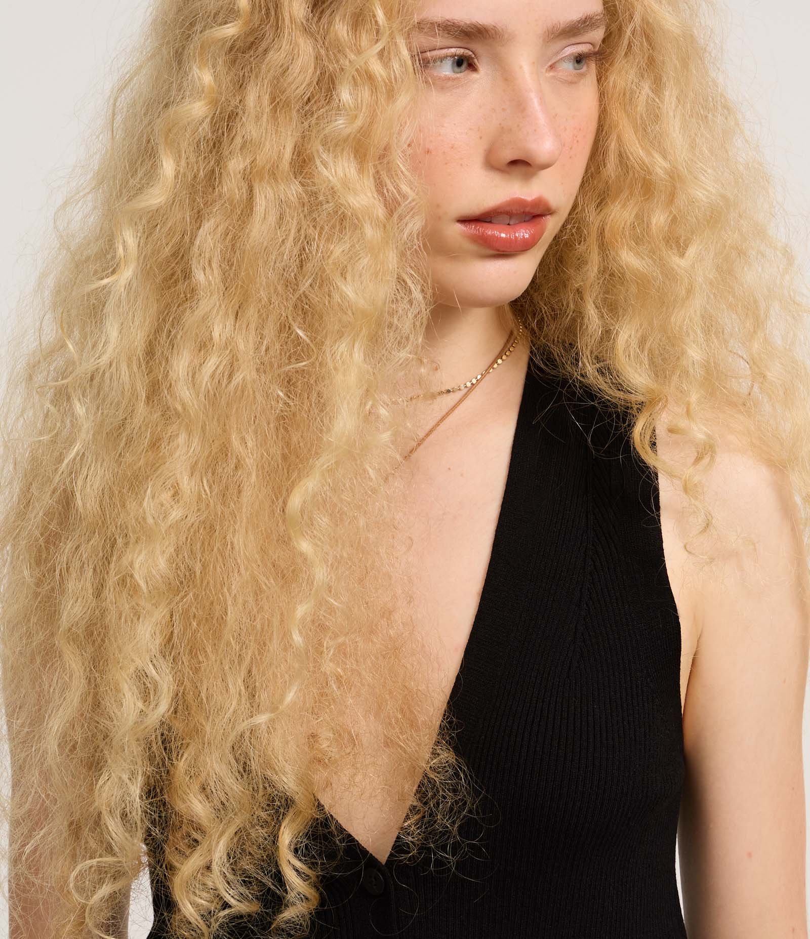 Blusa Colete em Tricô com Botões Preto 3