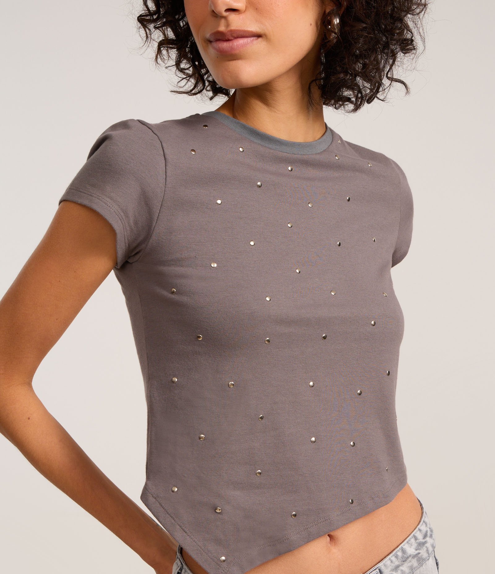 Blusa em Algodão com Brilhos Aplicados e Barra Assimétrica Cinza 3