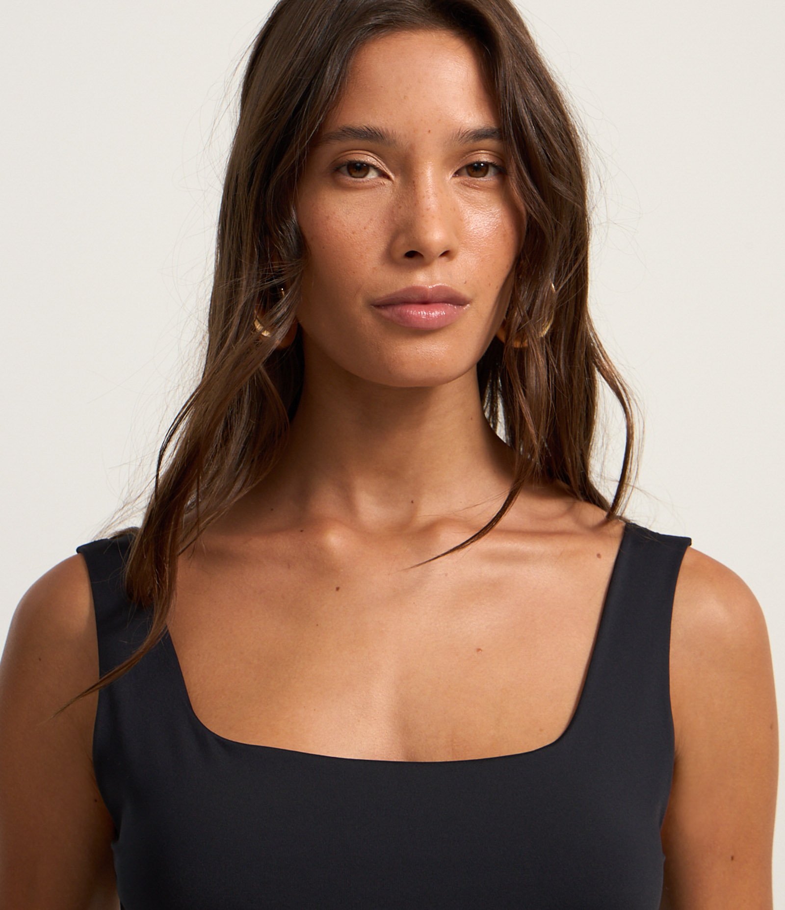 Body em Poliamida com Decote Redondo e Alça Média Preto 3