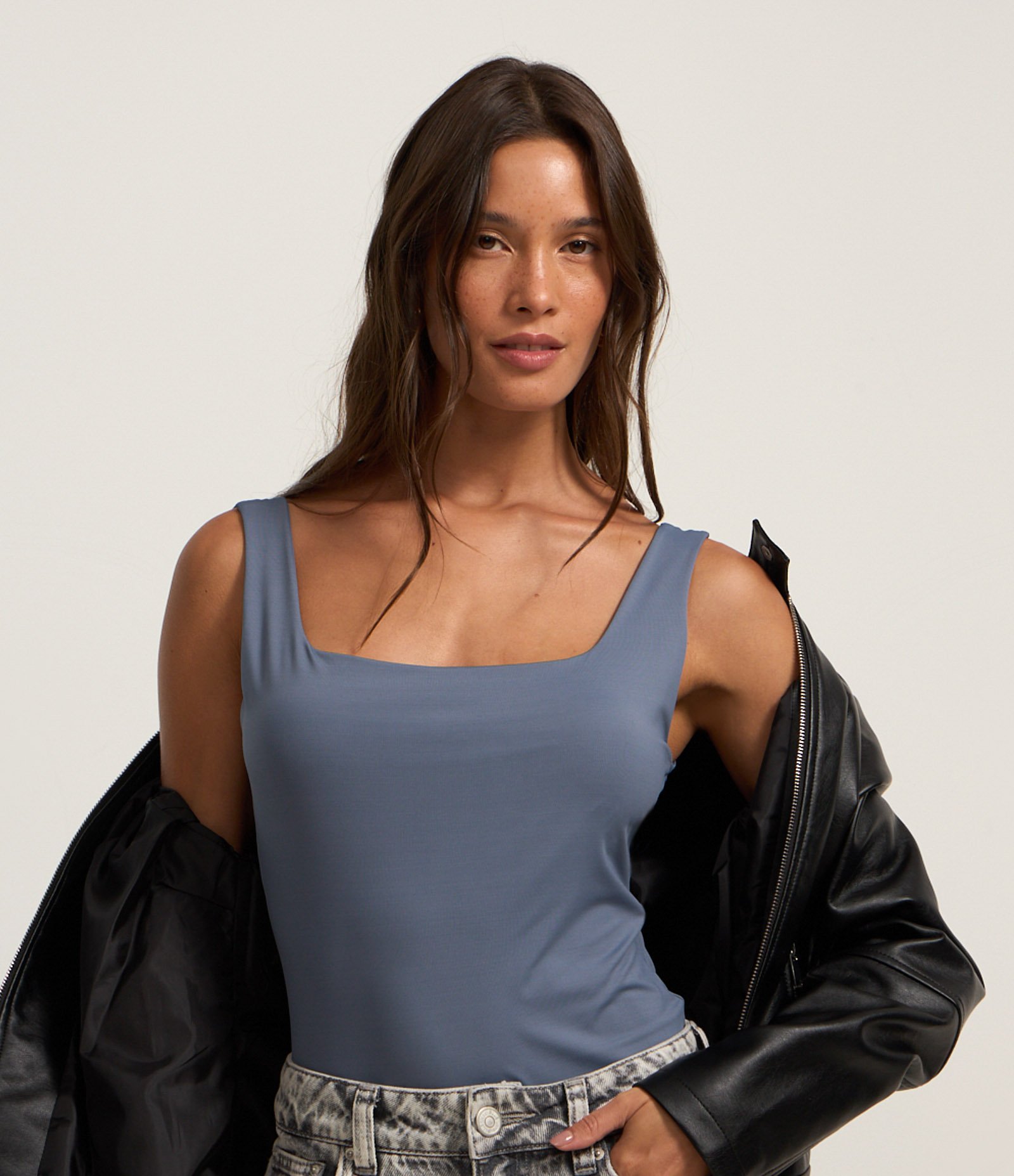 Body em Poliamida com Decote Redondo e Alça Média Azul 1