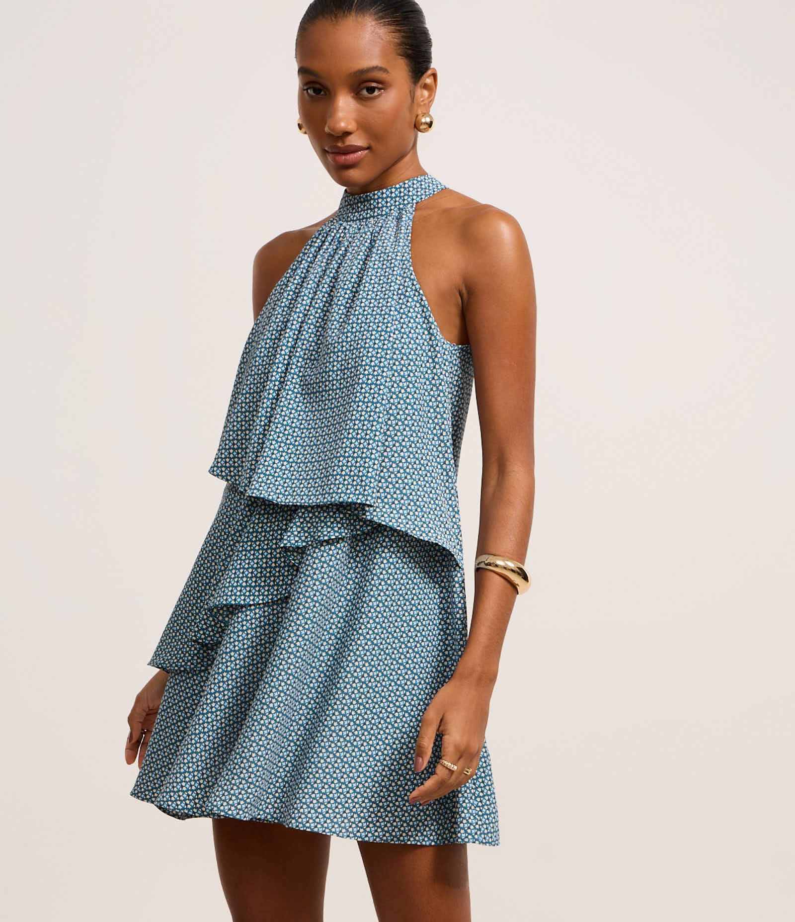 Vestido Evasê em Chiffon com Camadas e Estampa Geométrica Azul 2