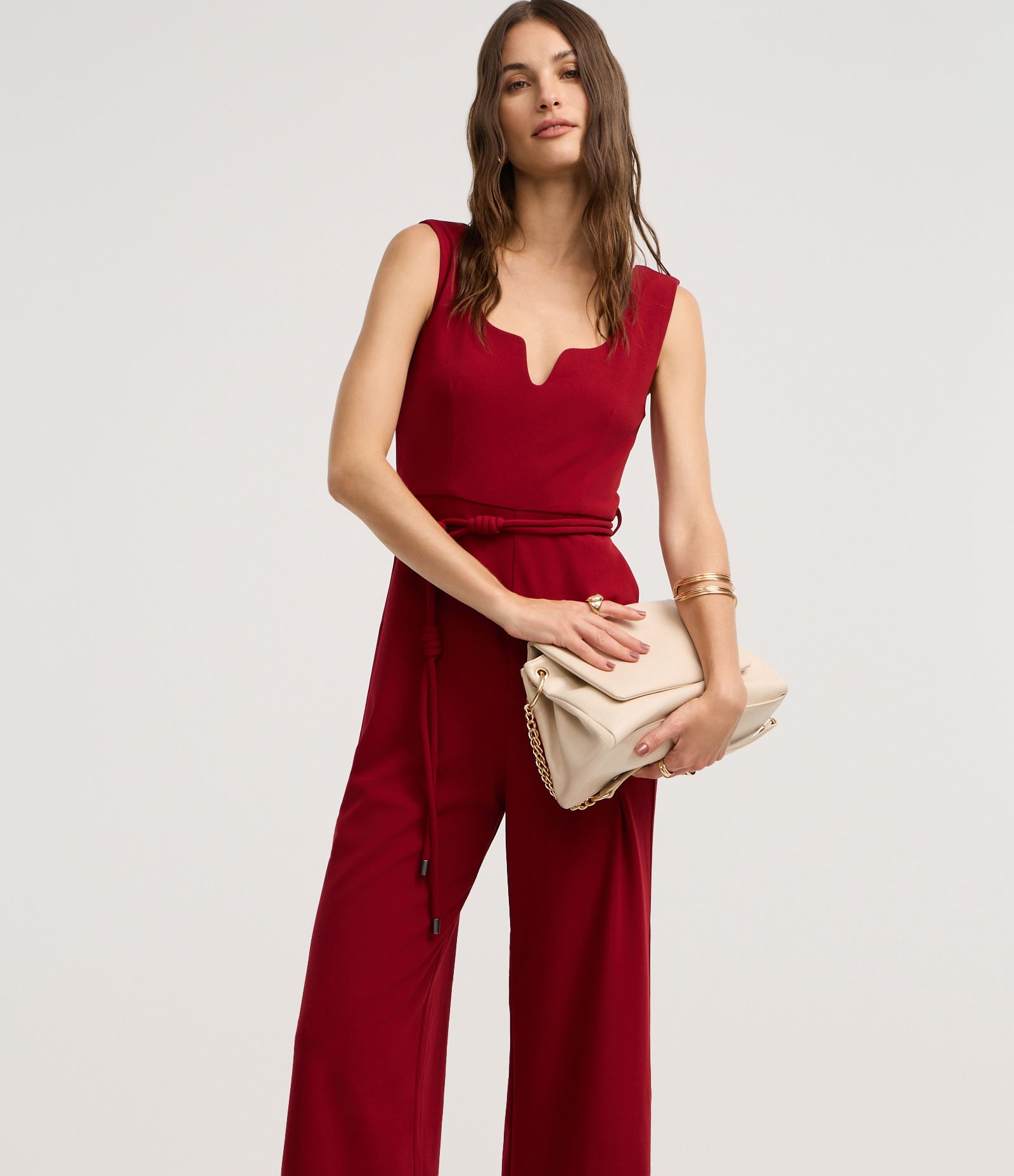 Macacão em Crepe com Decote Coração e Cinto Corda Vermelho 2