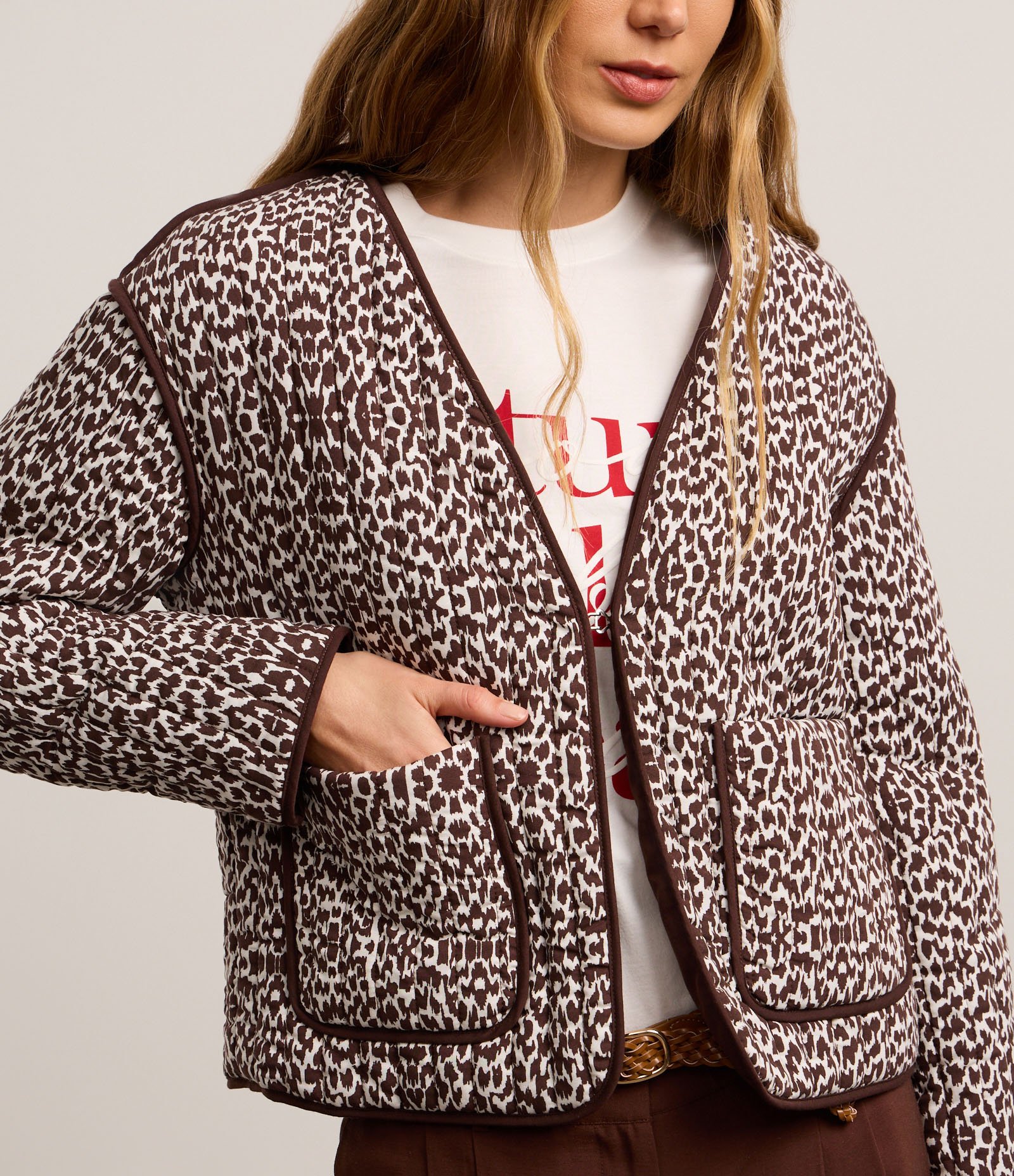 Jaqueta Acolchoada com Estampa Animal Print Bicolor Multicores 5