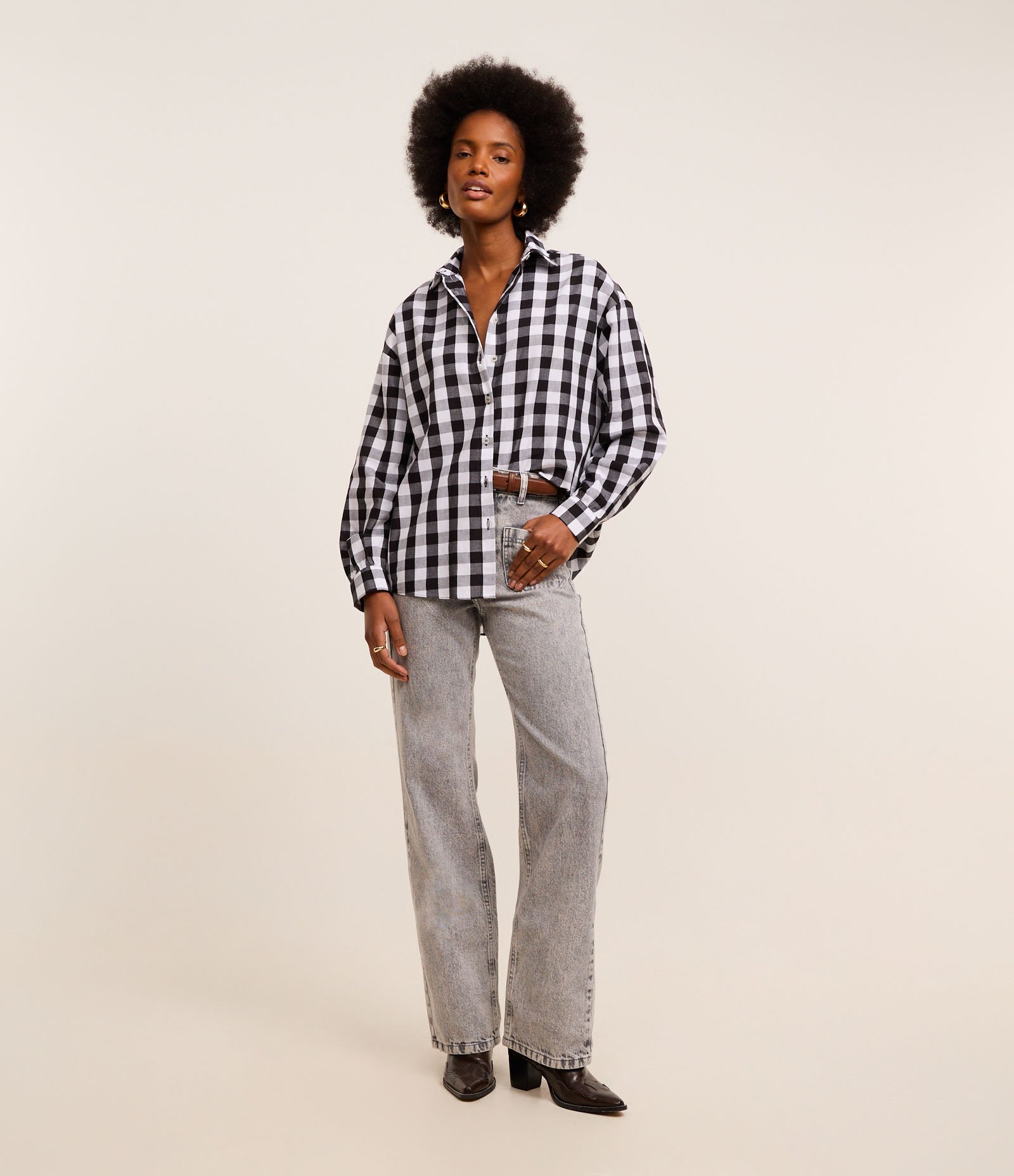 Camisa Alongada em Algodão Xadrez com Abotoamento Preto/Branco 3