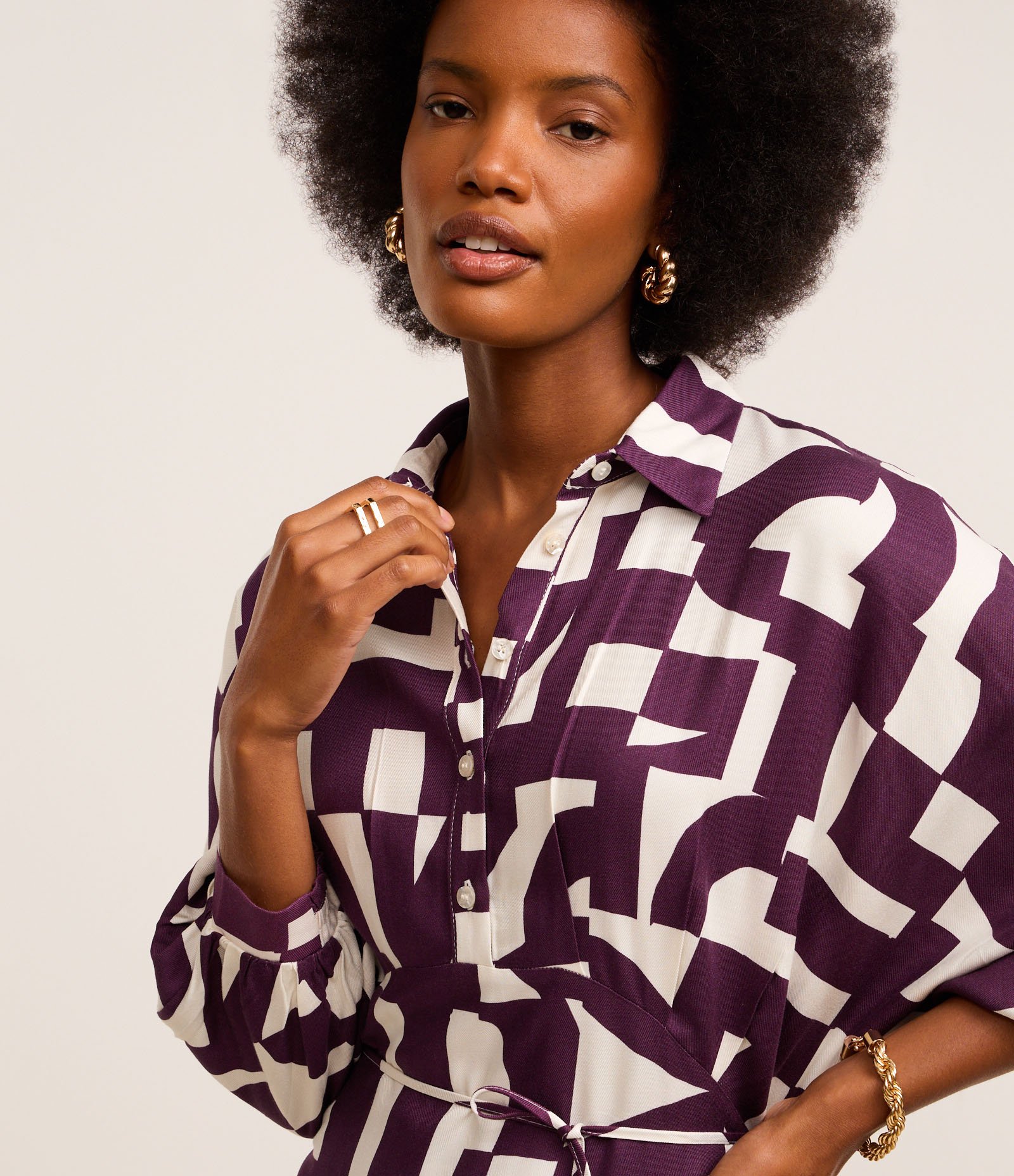 Vestido Longo em Viscolinho com Estampa Ladrilhos Bicolor Roxo/Off White 3