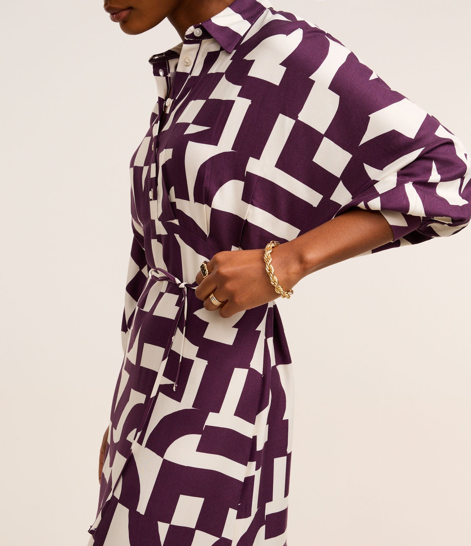 Vestido Longo em Viscolinho com Estampa Ladrilhos Bicolor Roxo/Off White 5