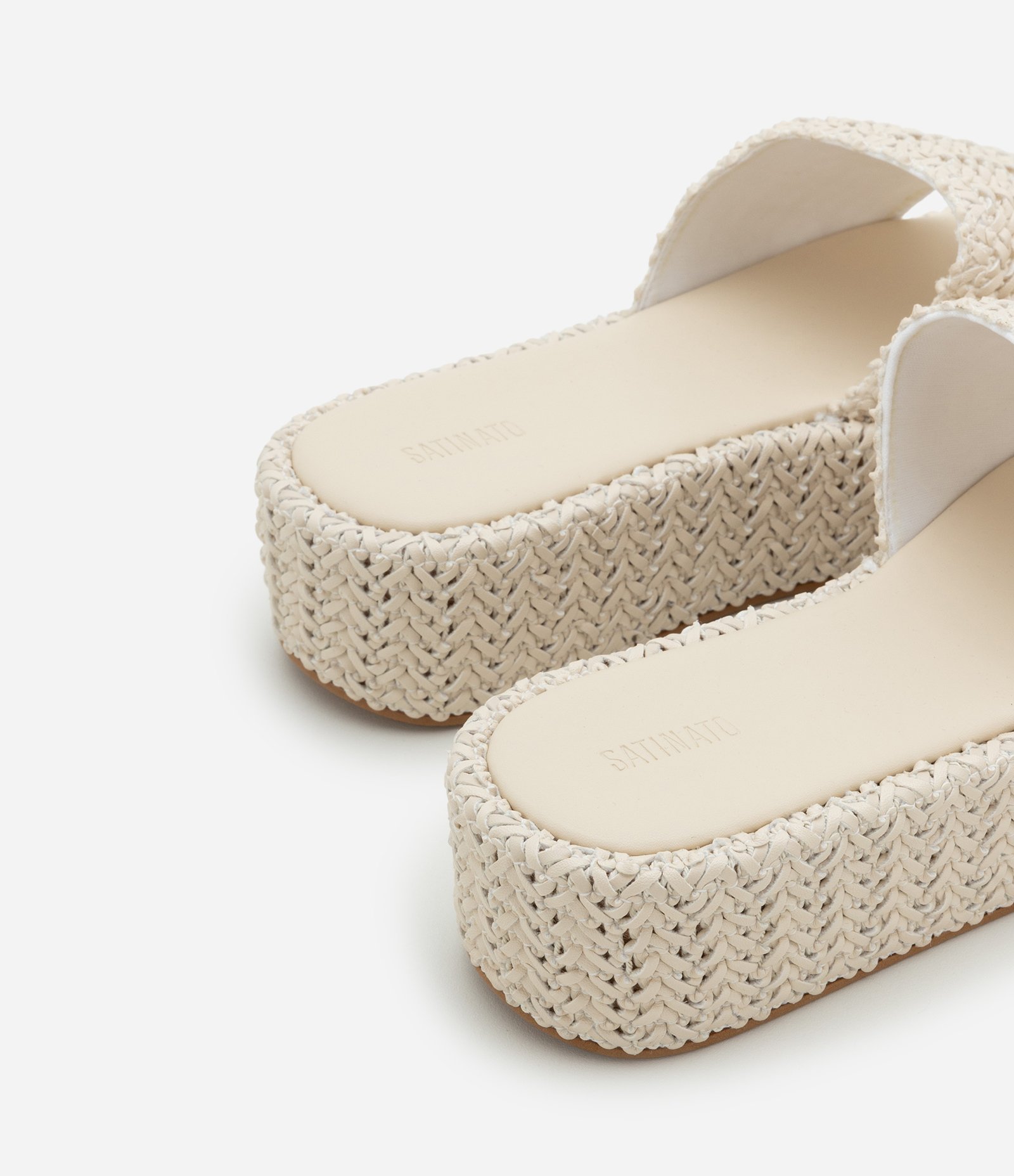 Sandália Flatform com Tressê Off White 3