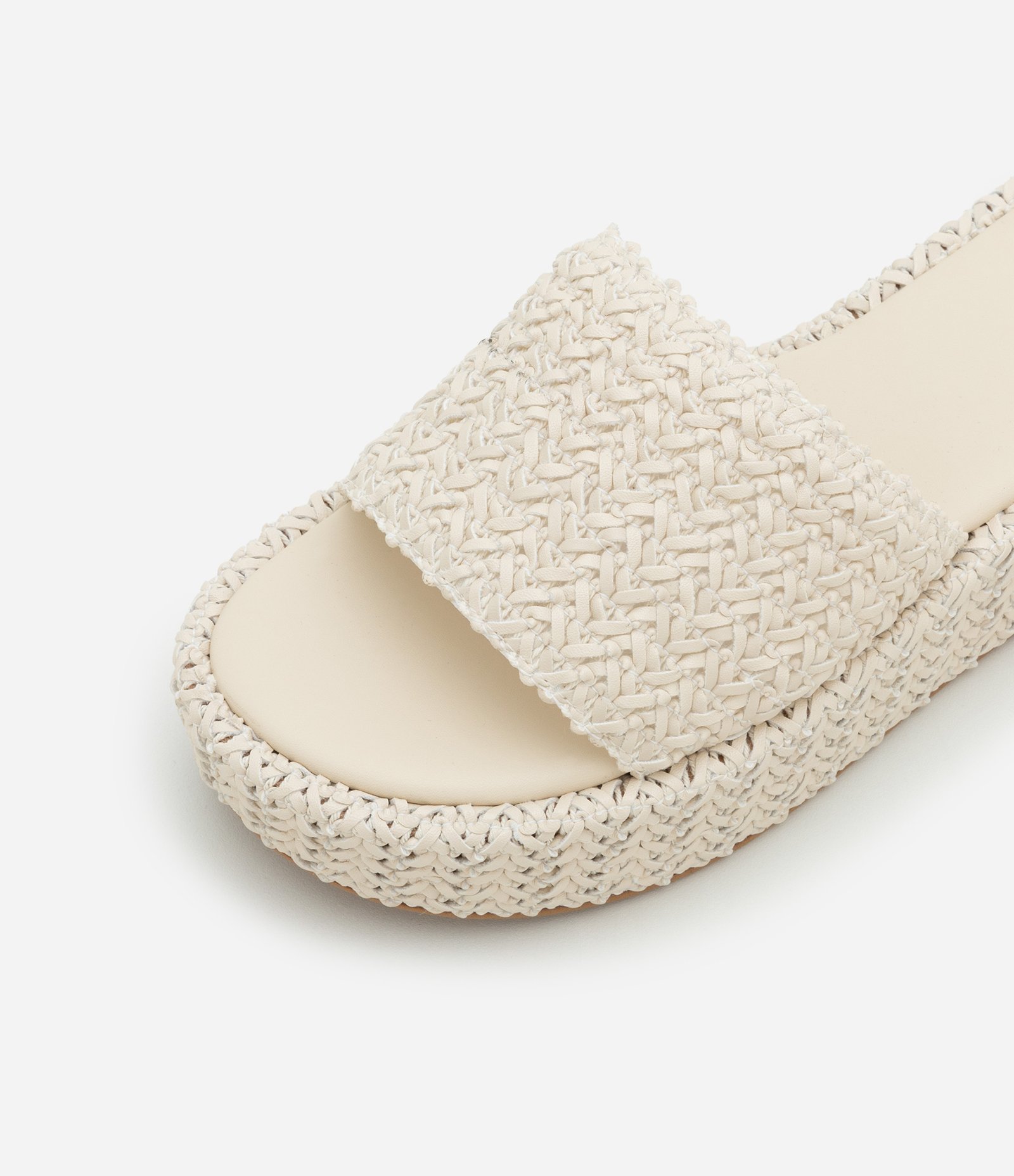 Sandália Flatform com Tressê Off White 5