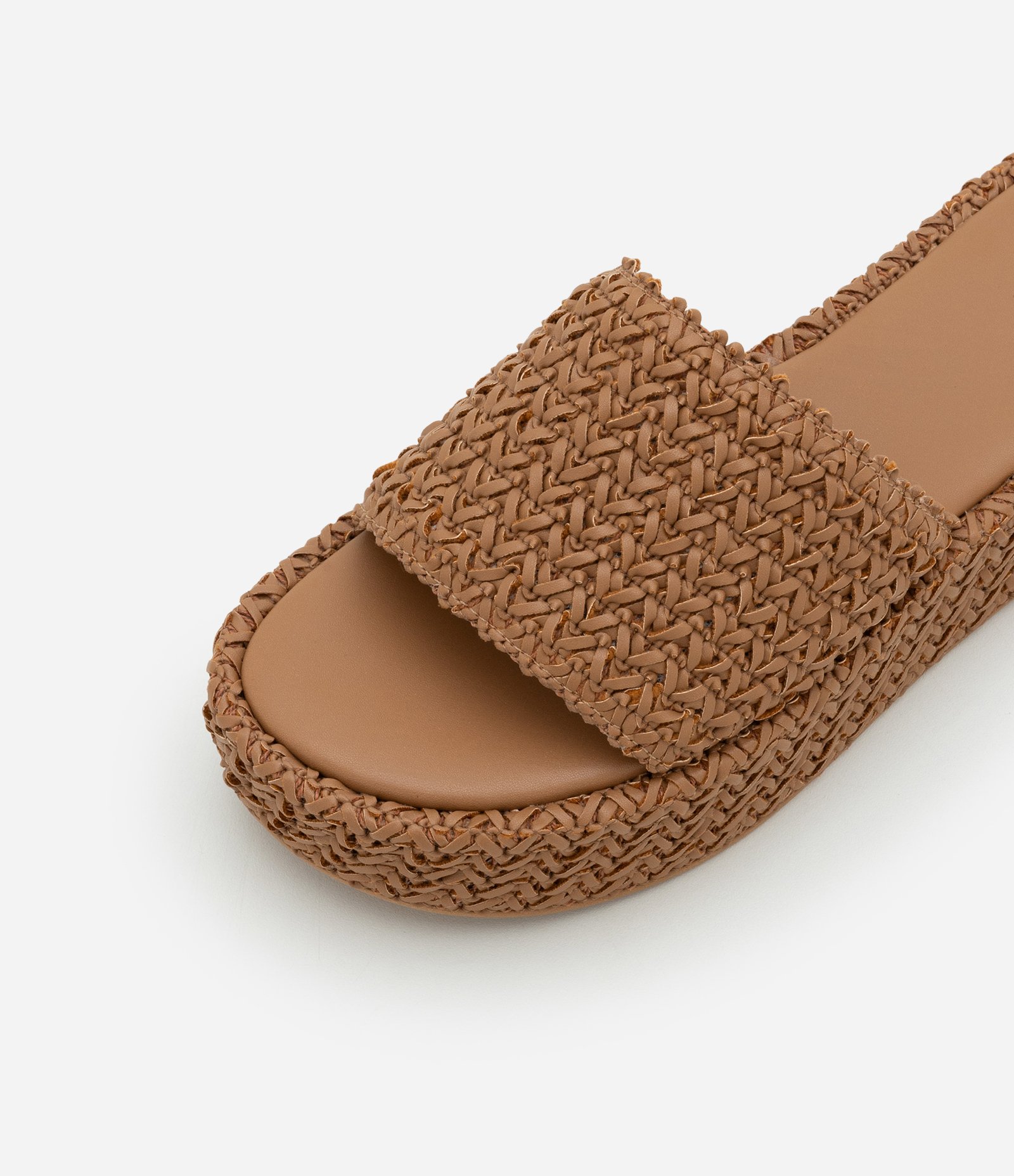 Sandália Flatform com Tressê Marrom 5