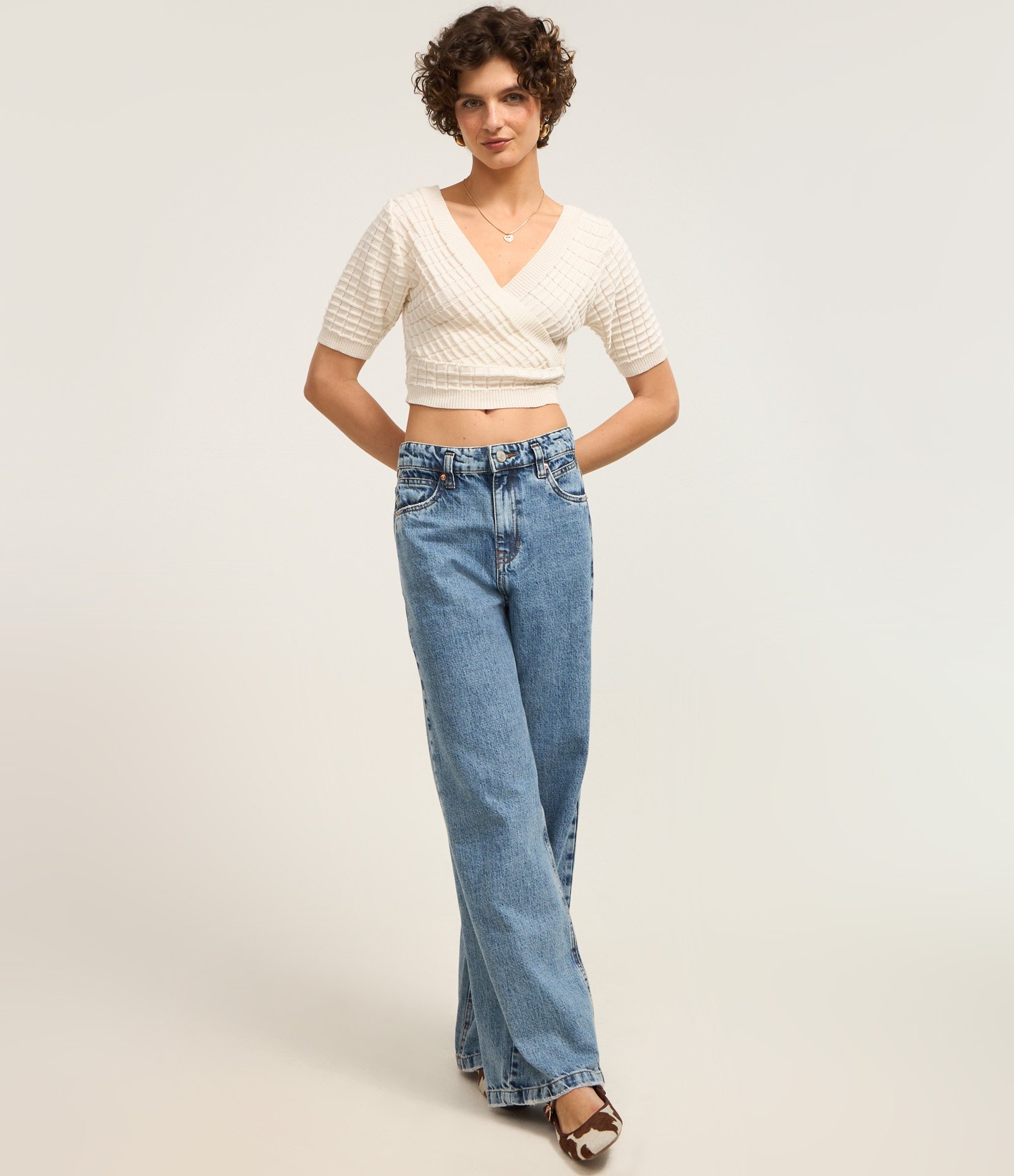 Blusa em Tricô com Decote V Transpassado e Texturas Branco Neve 2