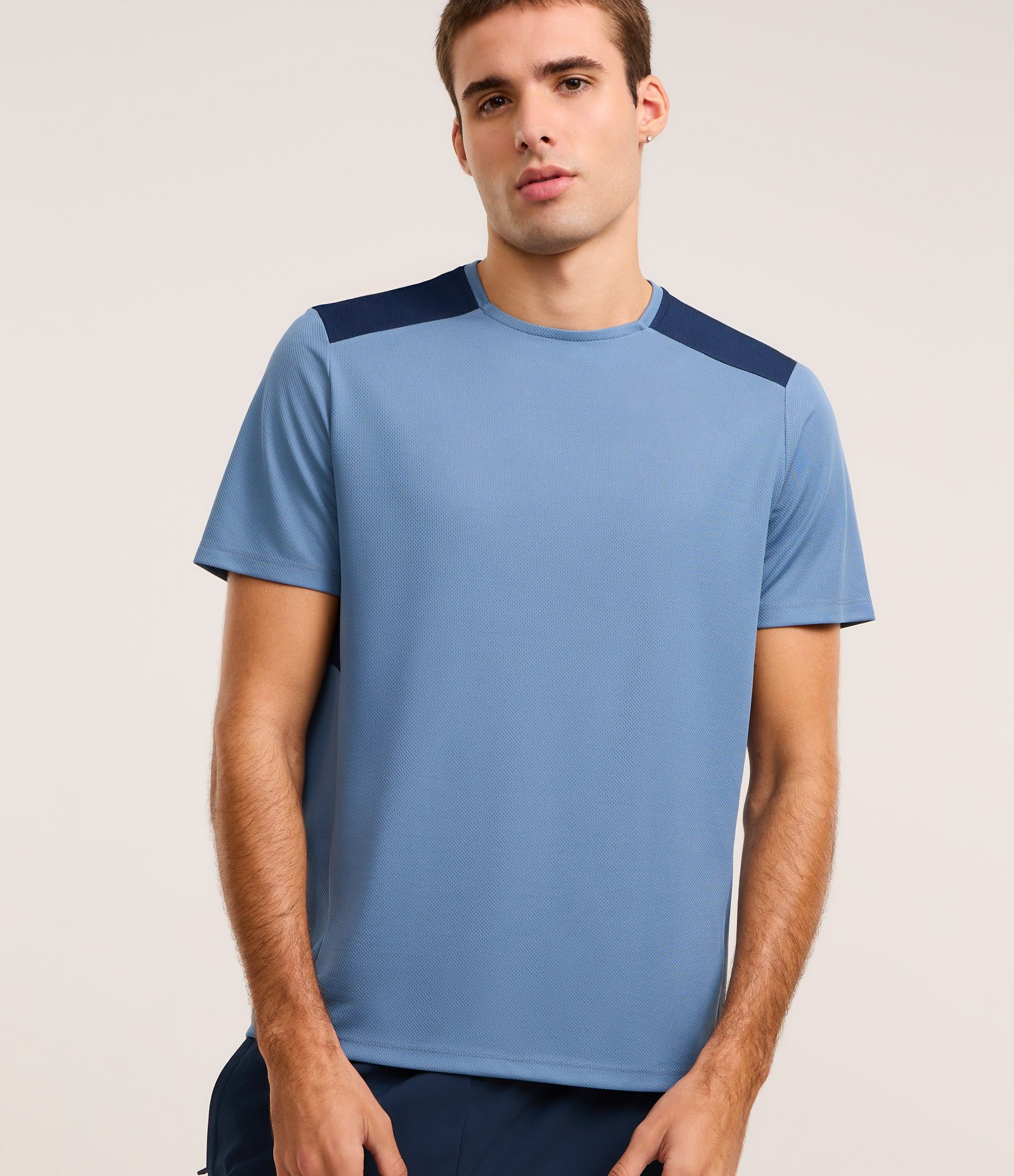 Camiseta Esportiva de Futebol em Tecnologia Dry com Recortes Azul 1