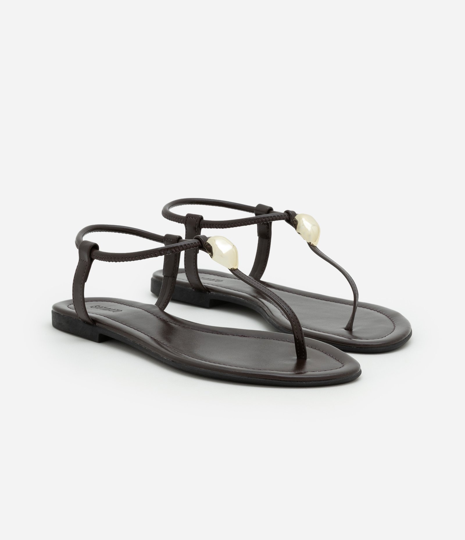 Sandália Rasteira Tira Única com Enfeite Bold Marrom Escuro 2