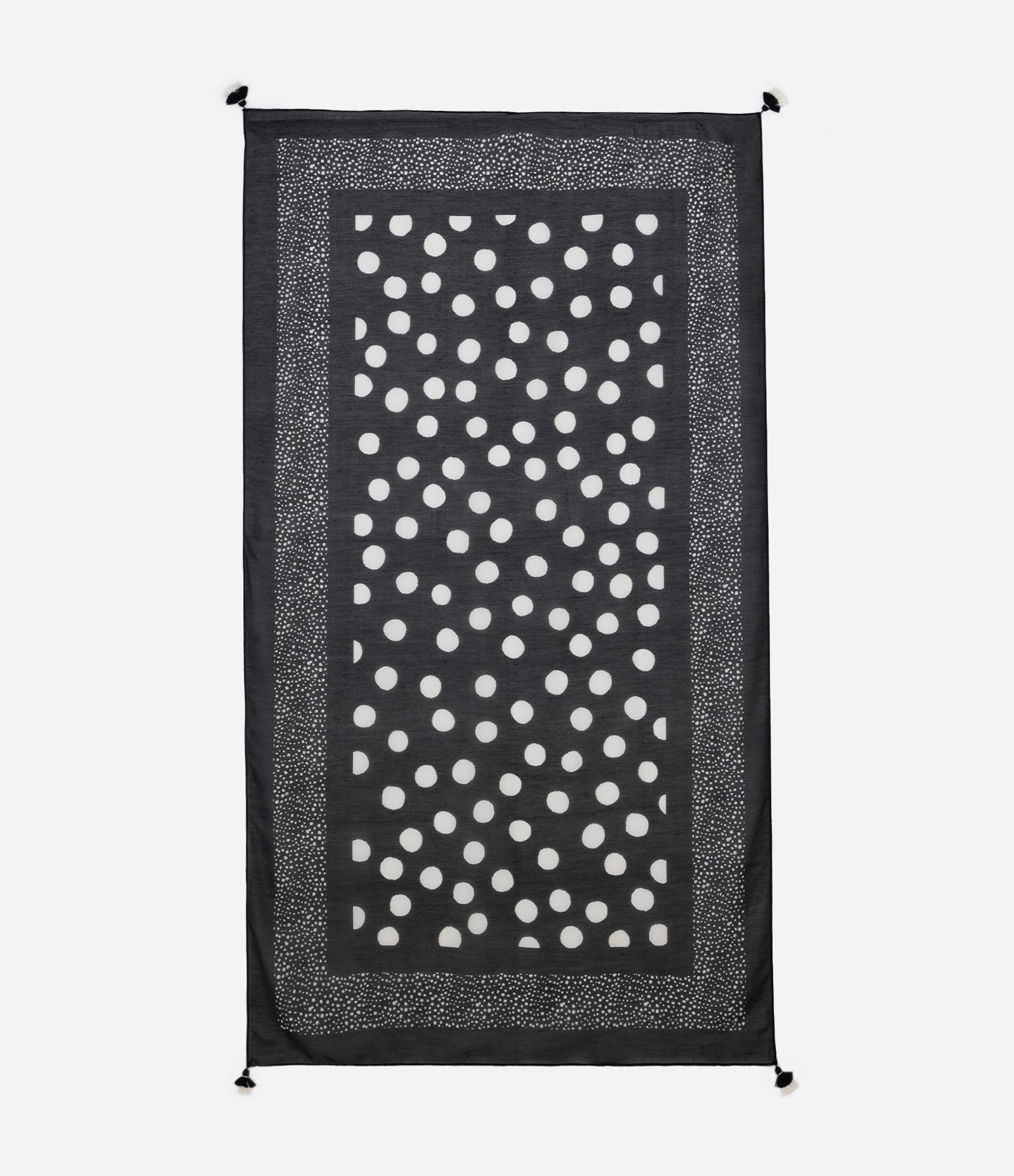 Canga Retangular em Chiffon Poá com Tassel Preto 2