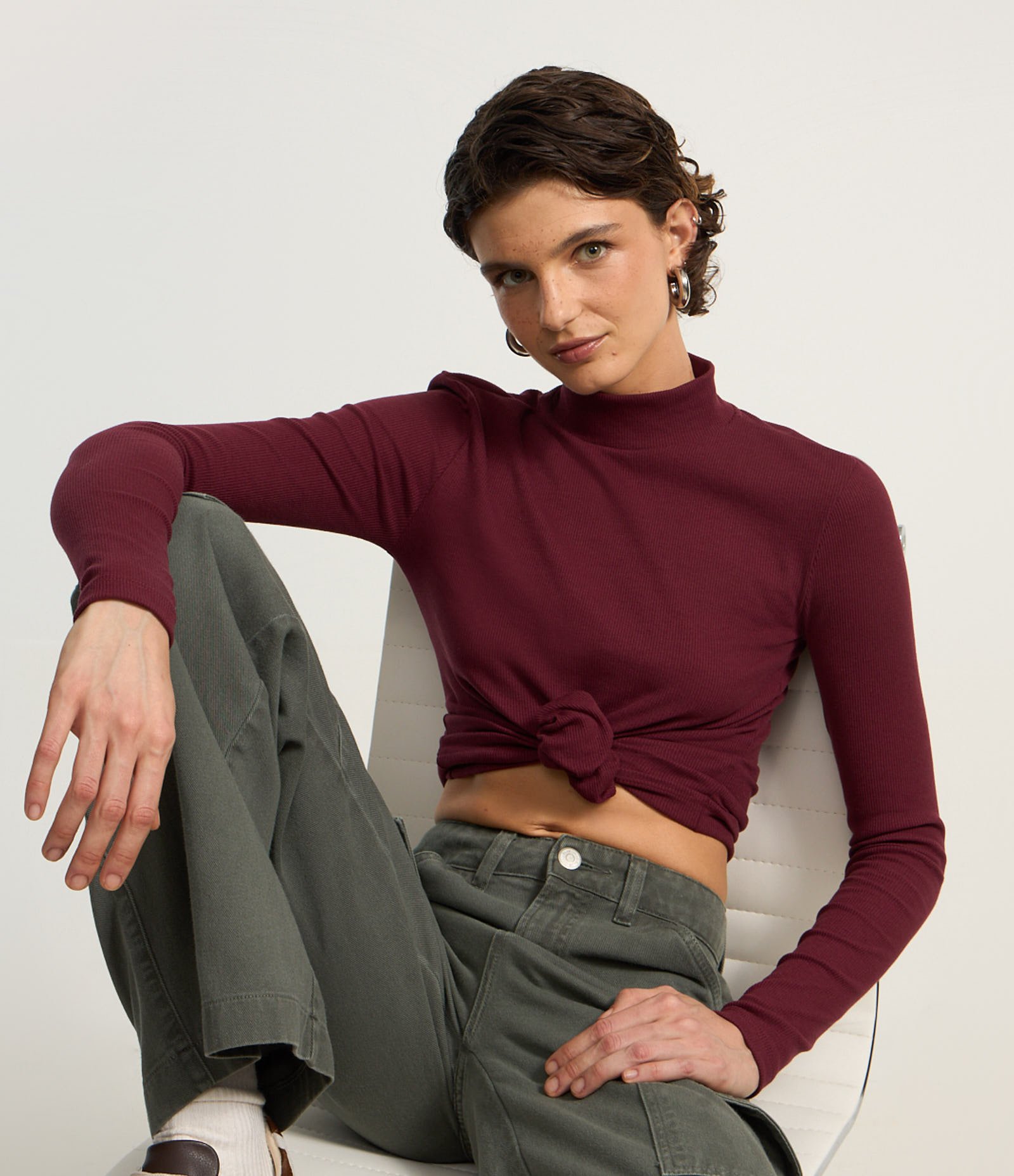 Blusa em Algodão com Manga Longa e Gola Alta Bordô 1