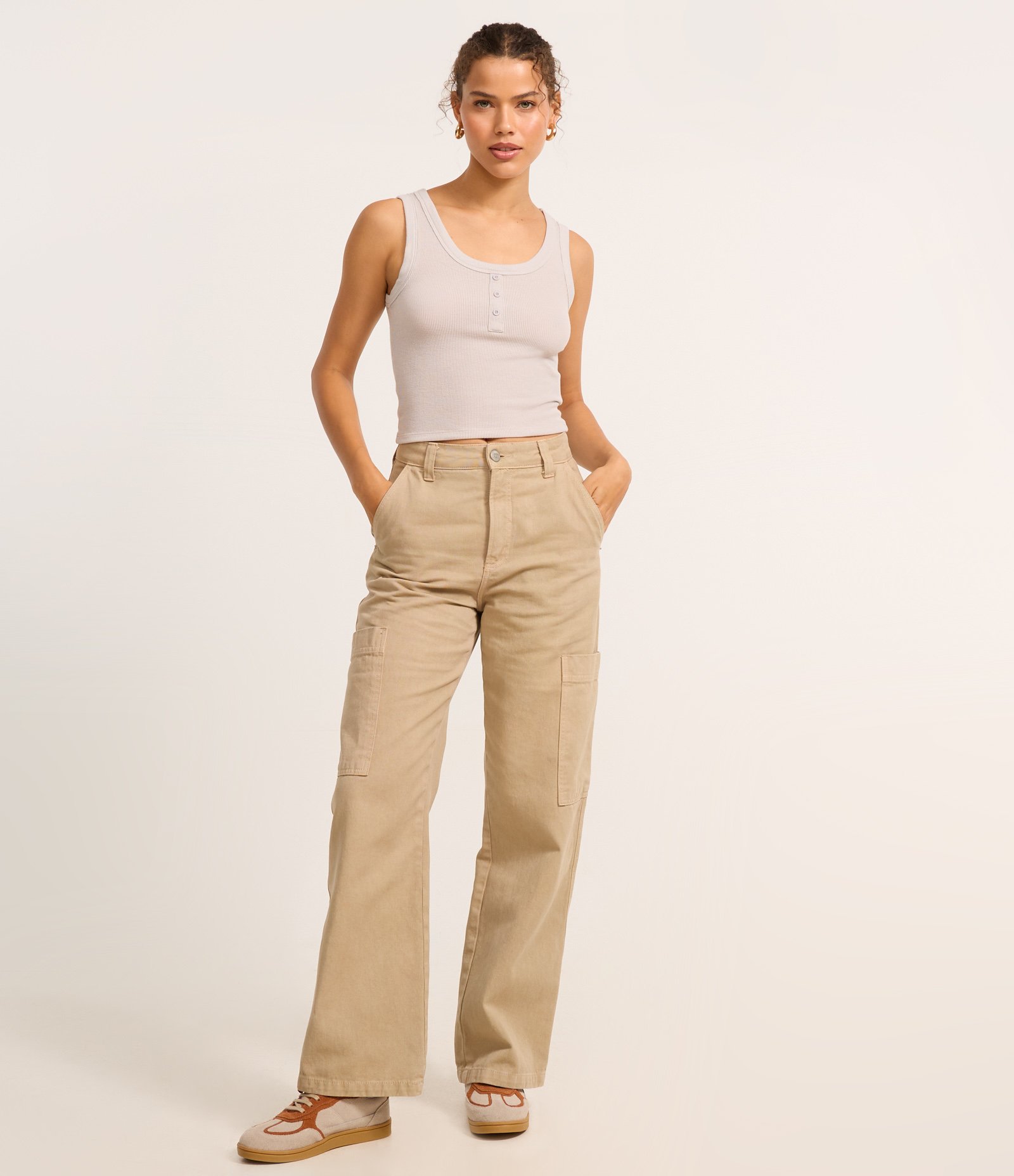 Blusa Regata em Ribana com Botões Cinza Claro 2