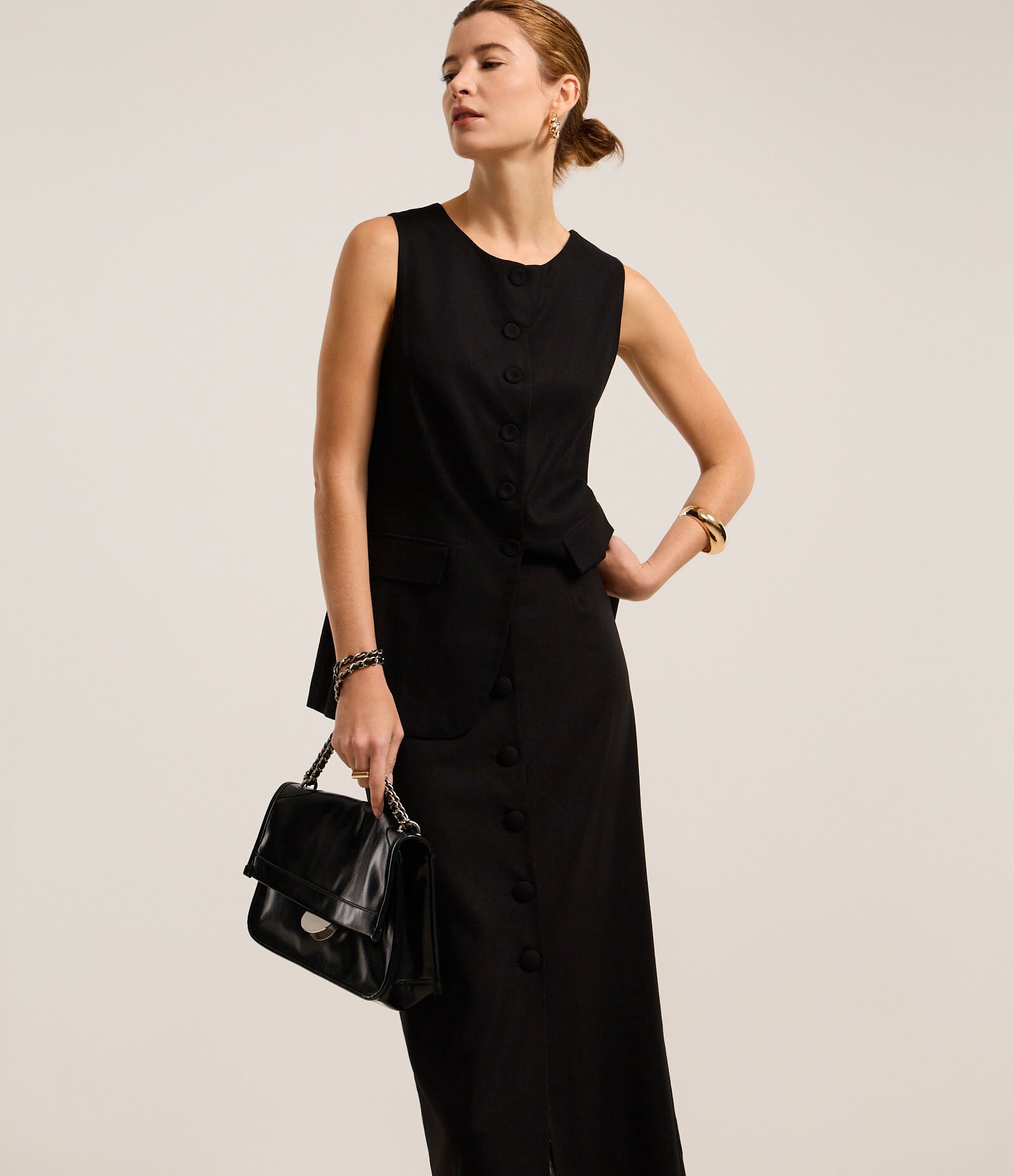 Saia Long Midi em Viscolinho com Botões Forrados Preto 3