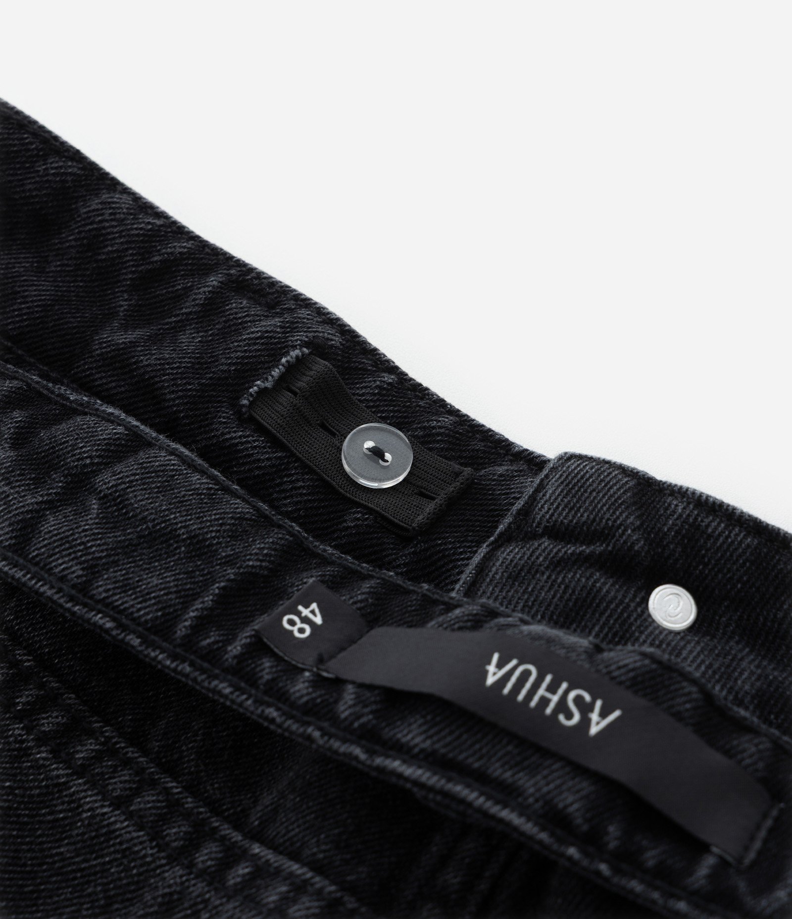 Calça Mom em Jeans com Barra Dobrada Curve & Plus Size Preto 8