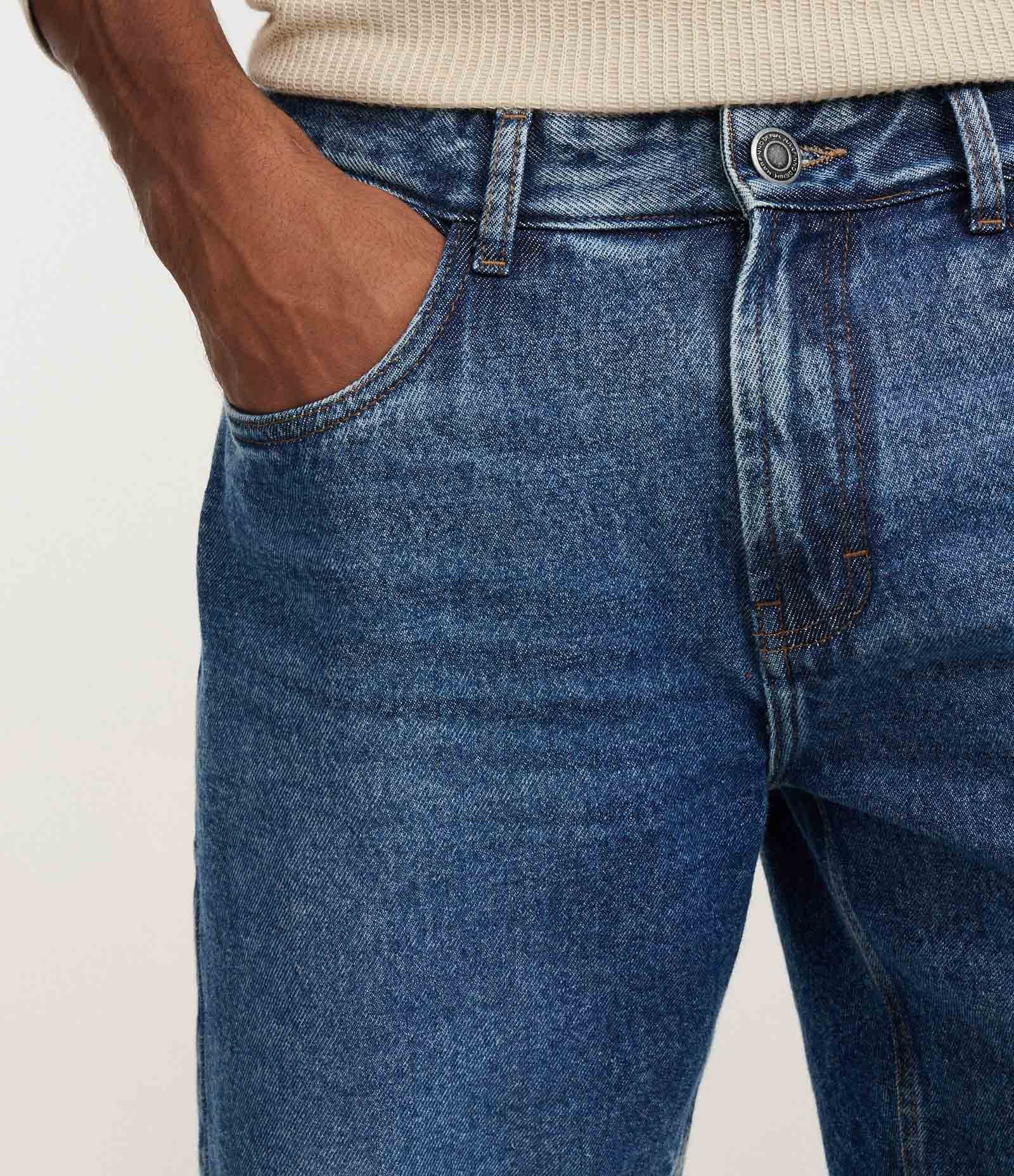 Bermuda Reta em Jeans Azul 4