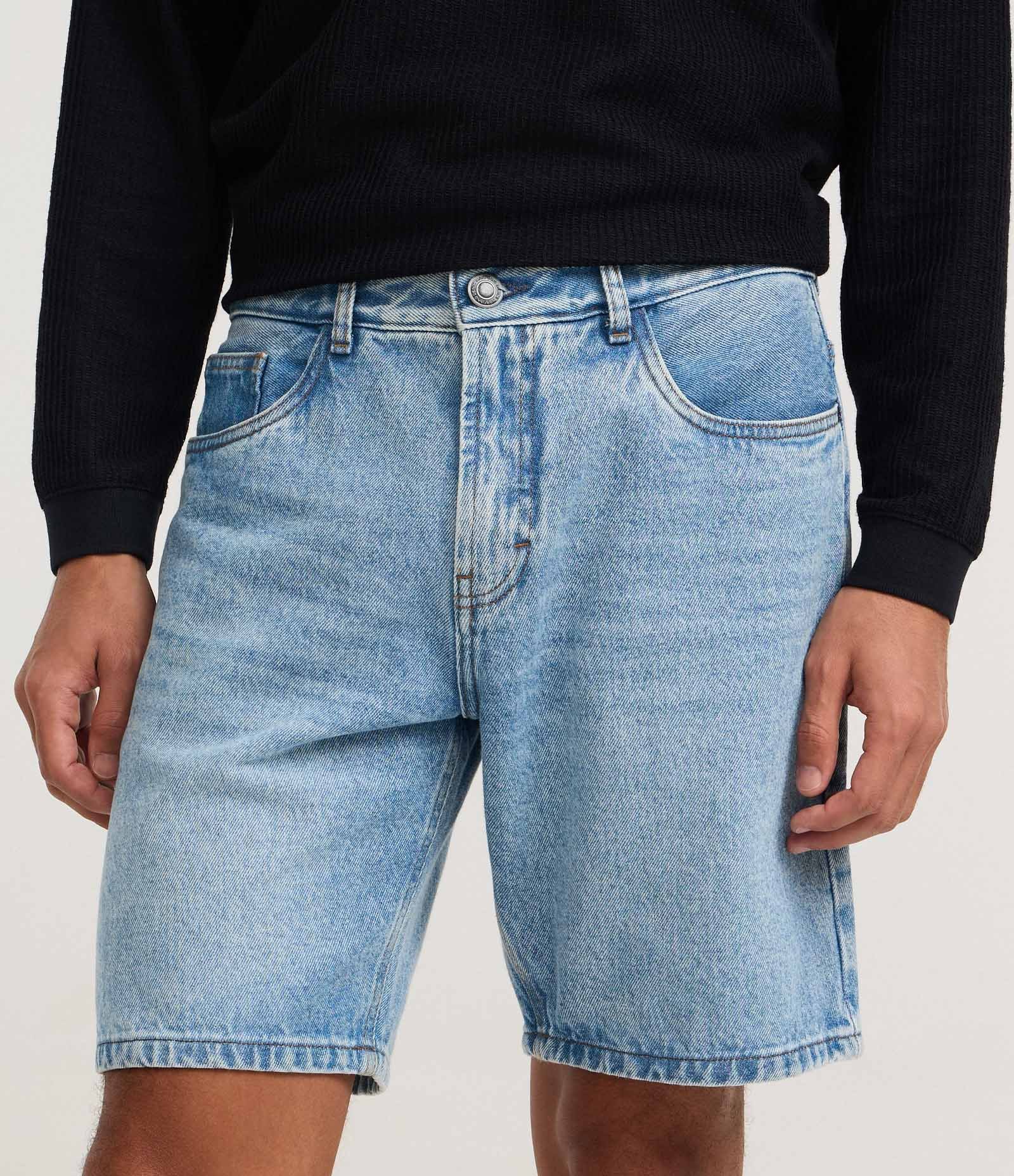 Bermuda Reta em Jeans Azul 3