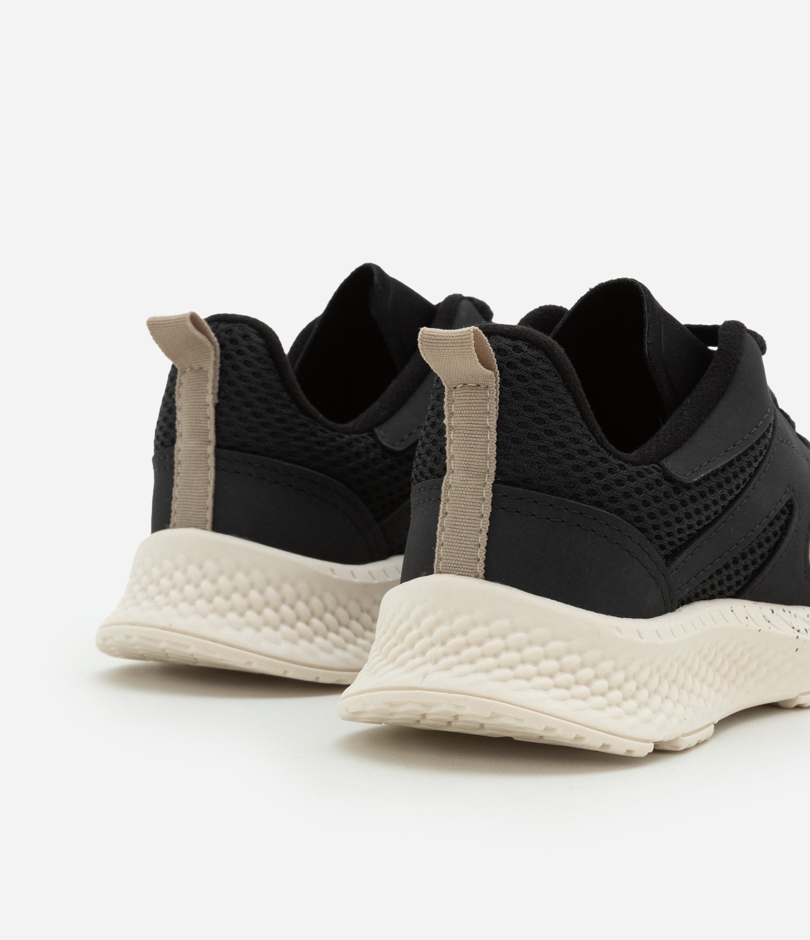 Tênis Esportivo Infantil com Recortes Molekinho - Tam 28 ao 36 Preto/Bege 4