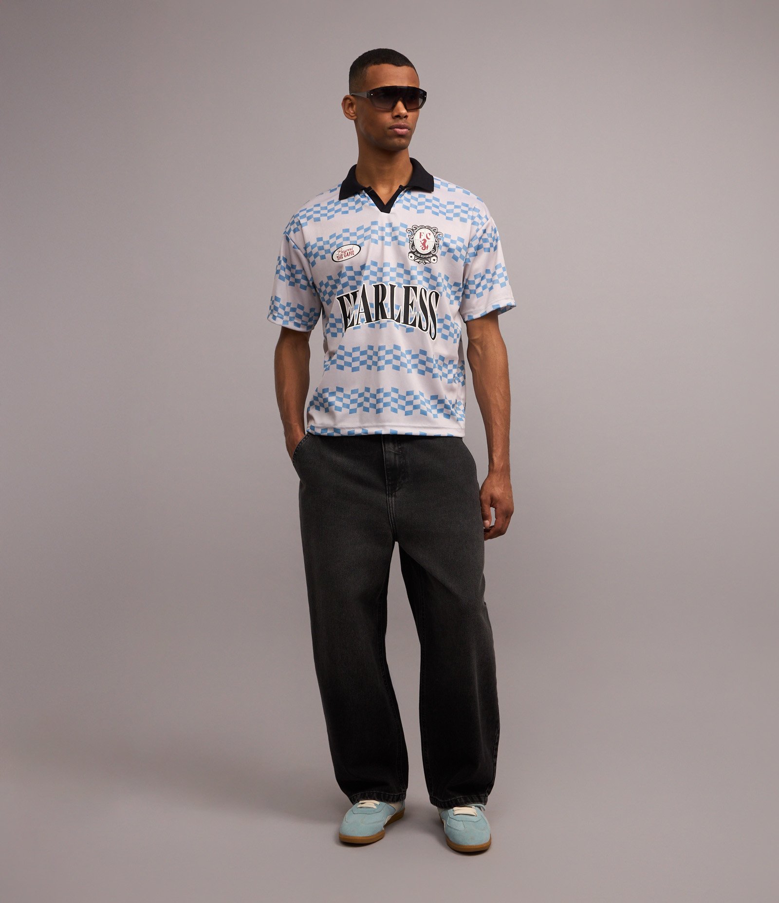 Camiseta Boxy Sportcore em Tecnologia Dry com Estampa Listrada Off White/ Azul 2